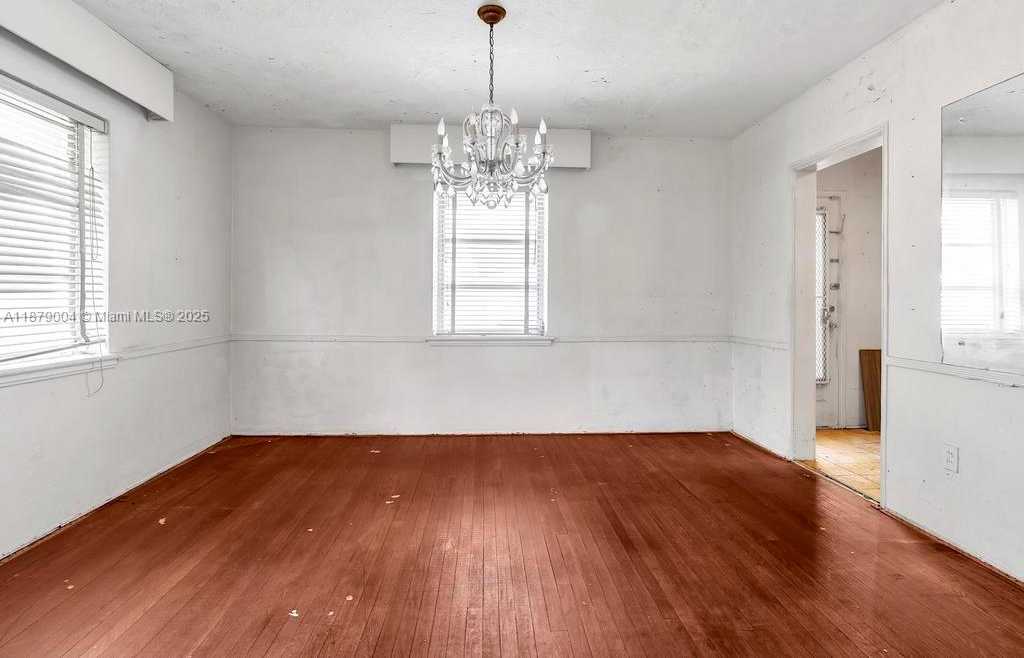 Small Image of 515 WEST 30TH ST, Miami Beach Number 10