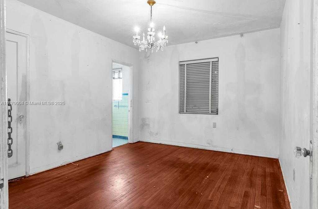 Small Image of 515 WEST 30TH ST, Miami Beach Number 15