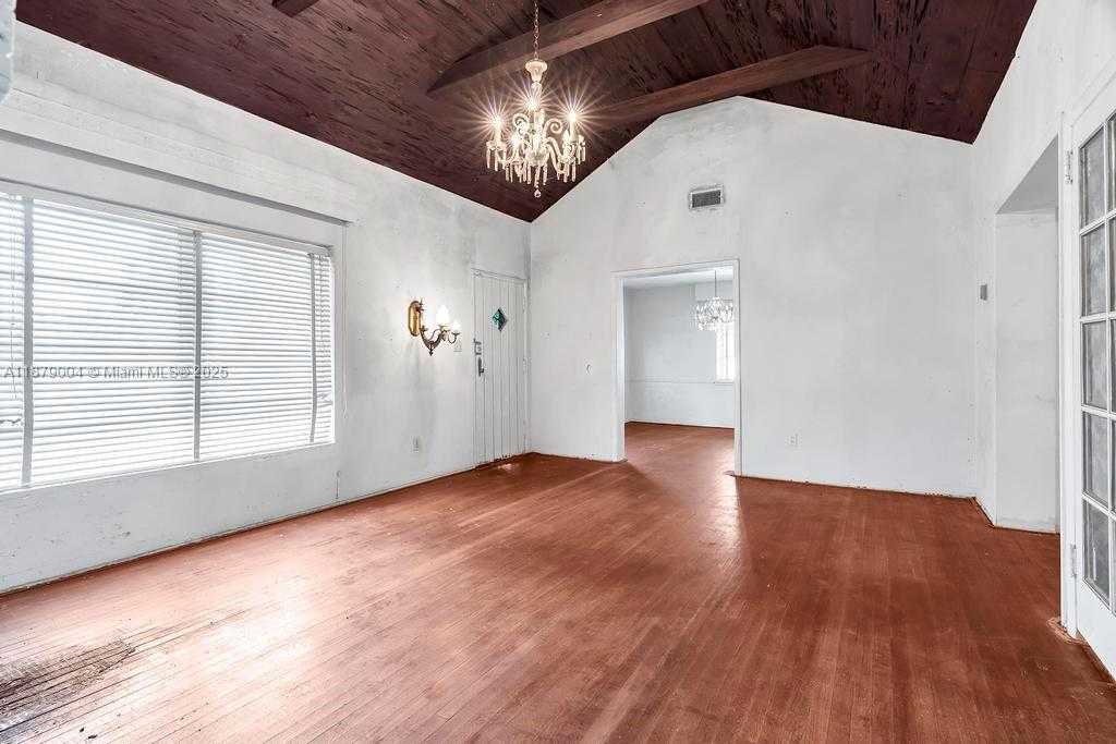 Small Image of 515 WEST 30TH ST, Miami Beach Number 8