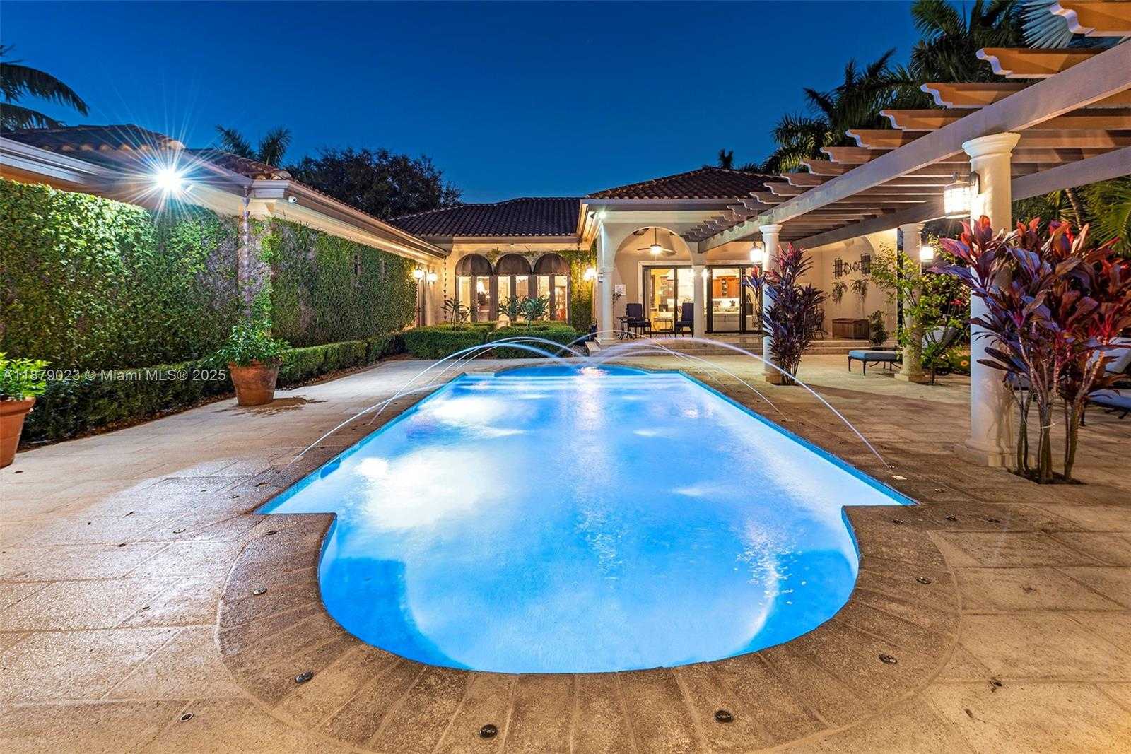Small Image of 10390 SOUTH WEST 62ND ST, Miami Number 56