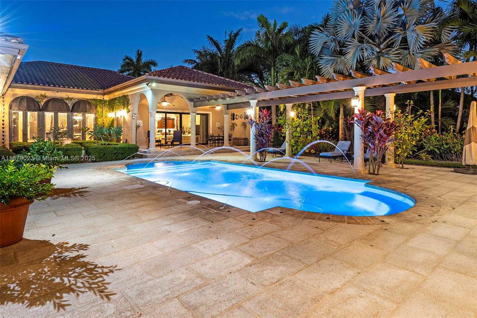 Small Image of 10390 SOUTH WEST 62ND ST, Miami Number 57