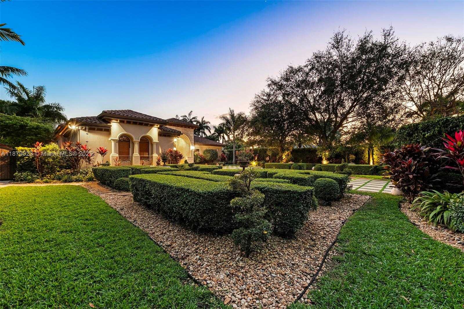 Small Image of 10390 SOUTH WEST 62ND ST, Miami Number 67
