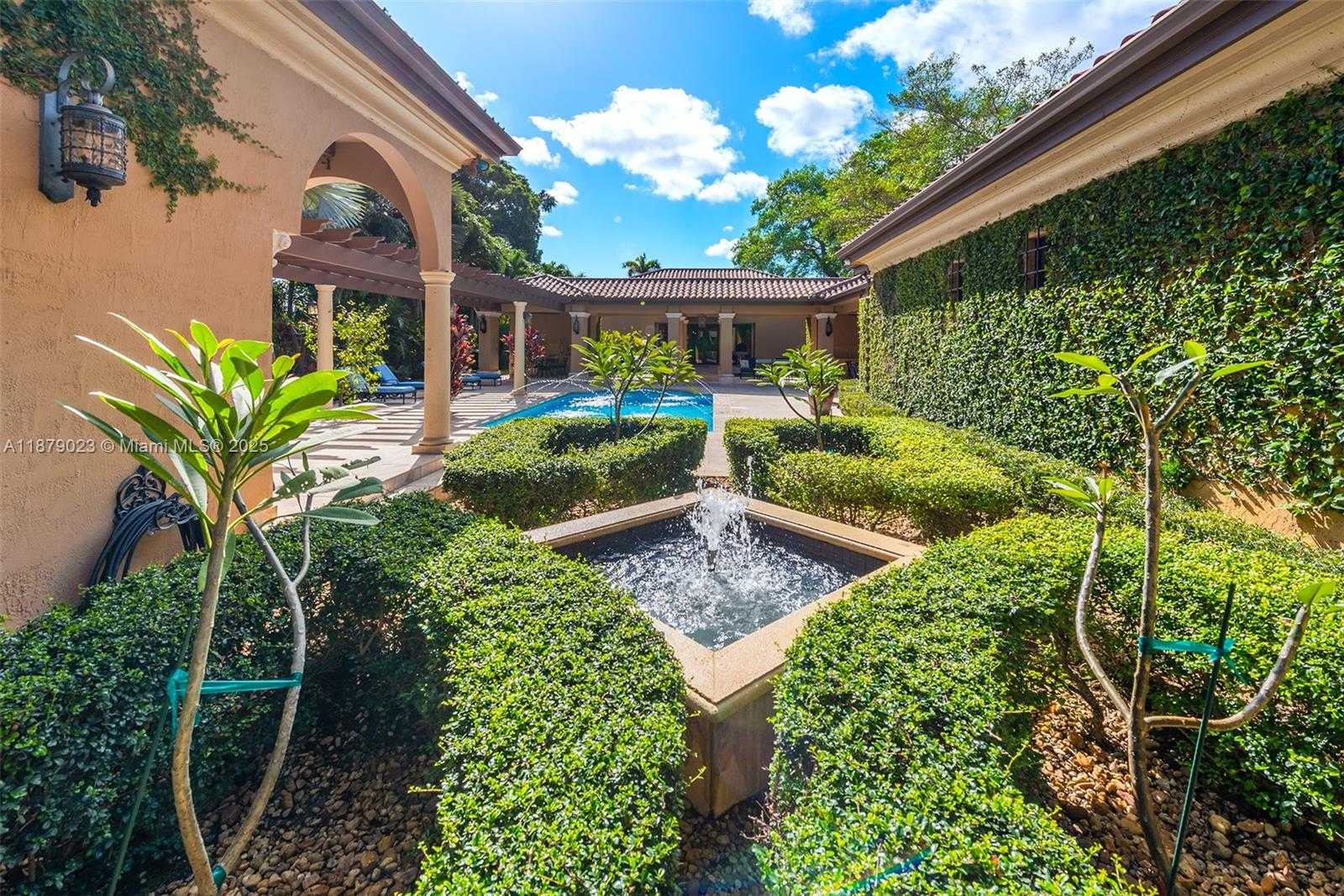 Small Image of 10390 SOUTH WEST 62ND ST, Miami Number 73