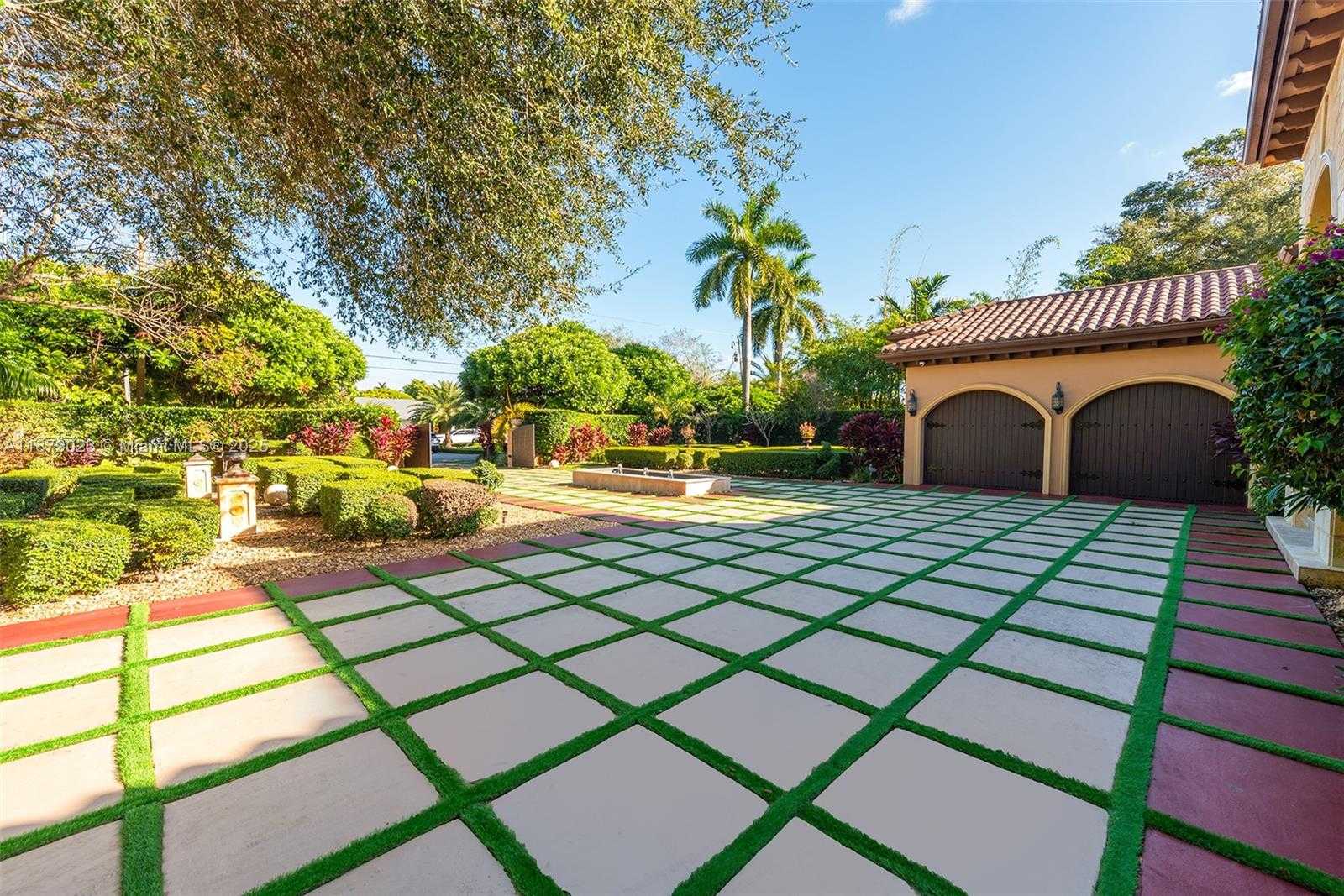 Small Image of 10390 SOUTH WEST 62ND ST, Miami Number 74