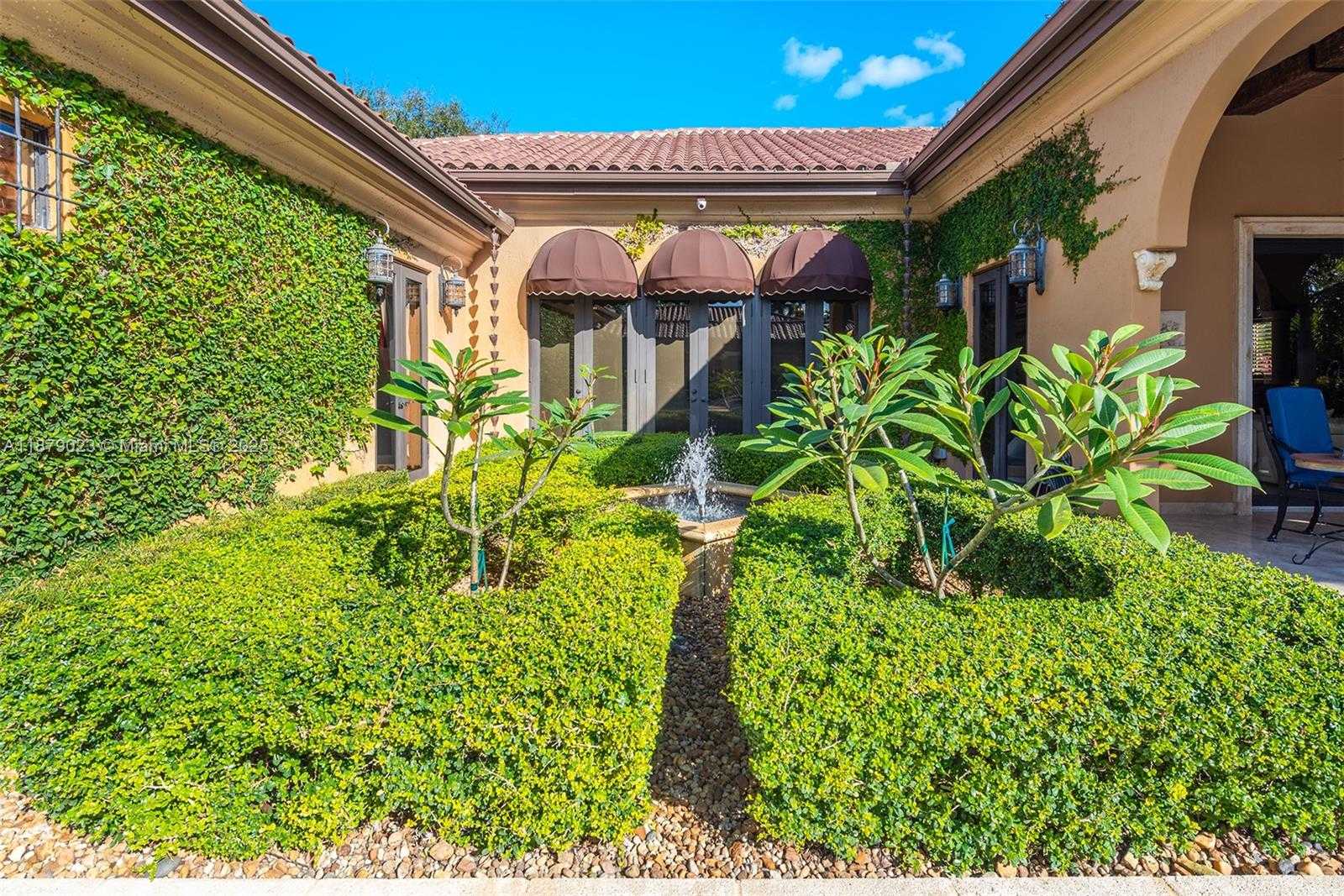 Small Image of 10390 SOUTH WEST 62ND ST, Miami Number 76