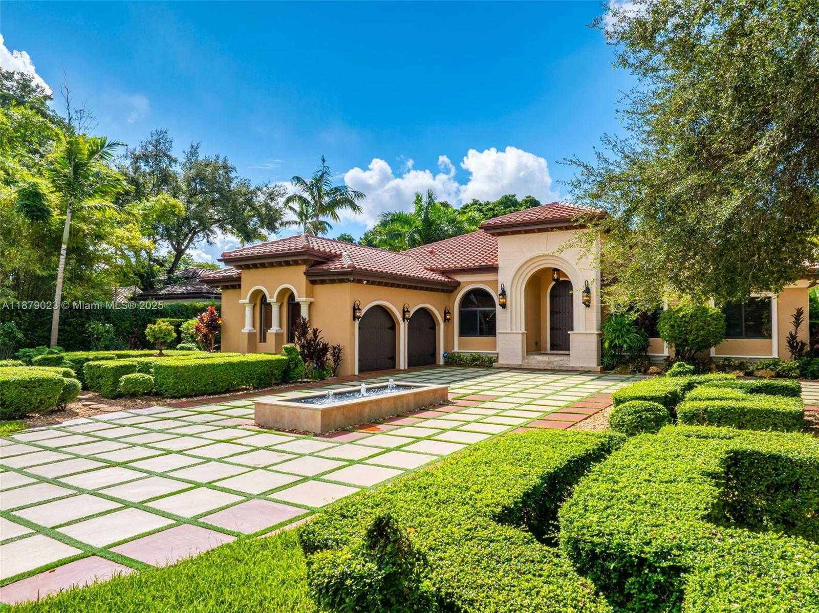 Small Image of 10390 SOUTH WEST 62ND ST, Miami Number 79