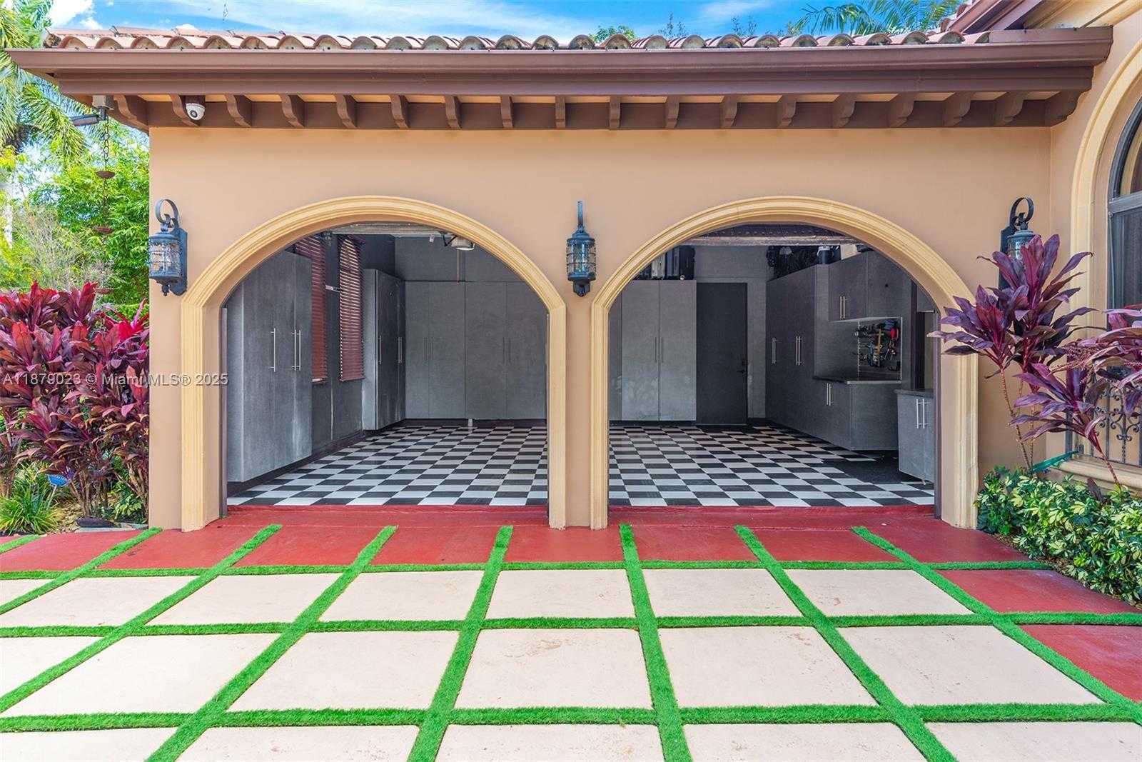 Small Image of 10390 SOUTH WEST 62ND ST, Miami Number 81