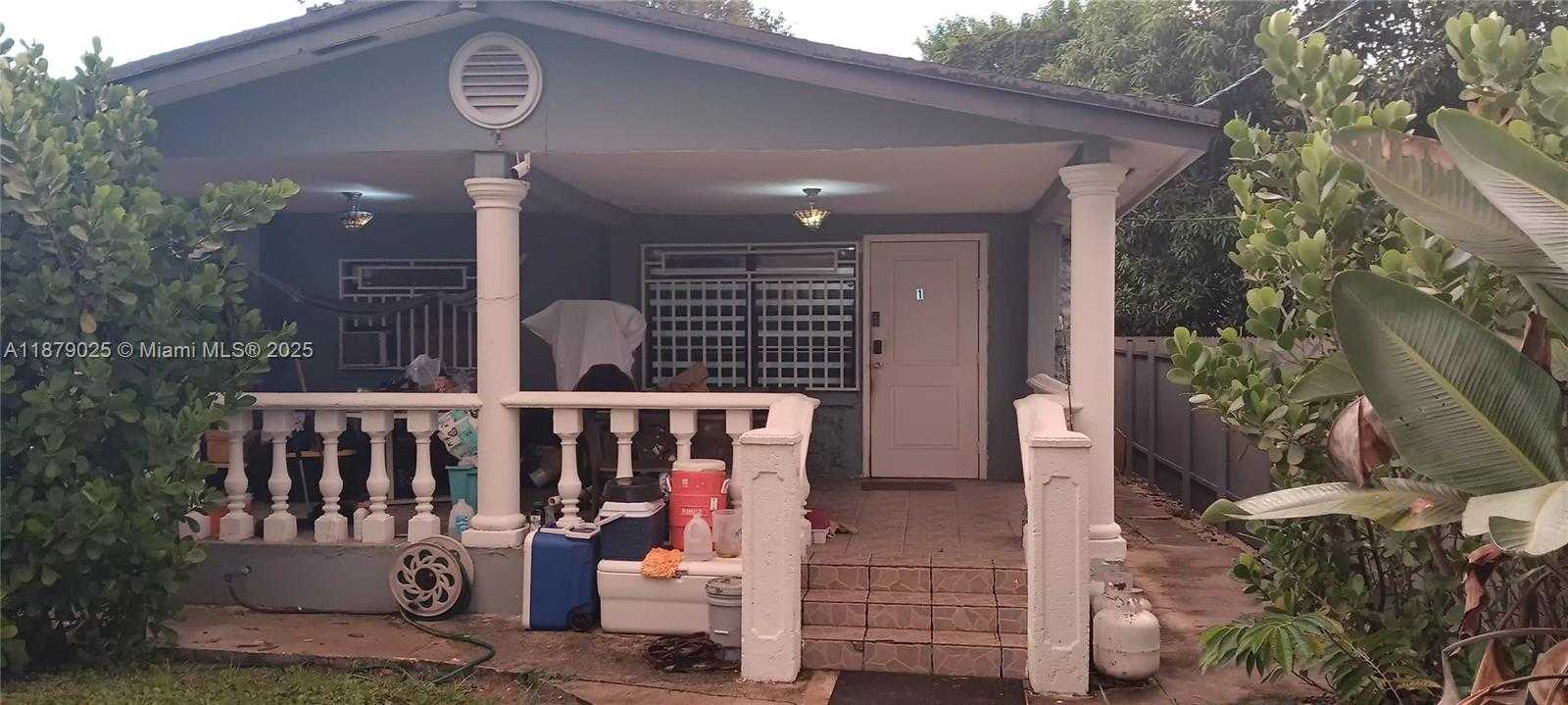 Small Image of 341 NORTH WEST 39TH ST, Miami Number 2