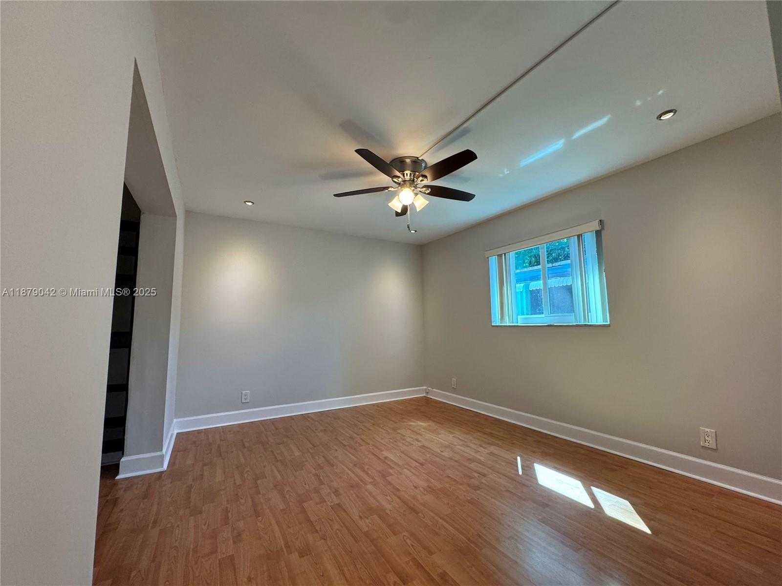 Small Image of 6004 NORTH WEST 70TH AVE, Tamarac Number 15