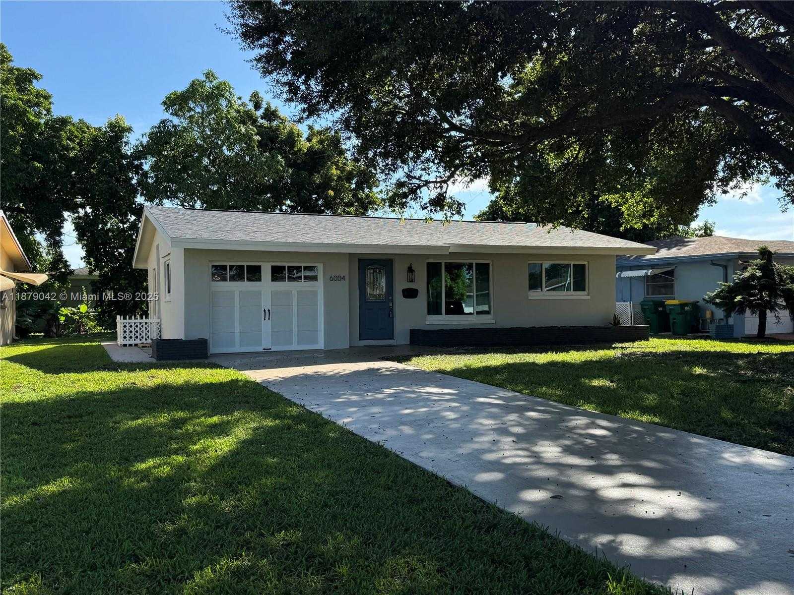 Small Image of 6004 NORTH WEST 70TH AVE, Tamarac Number 3