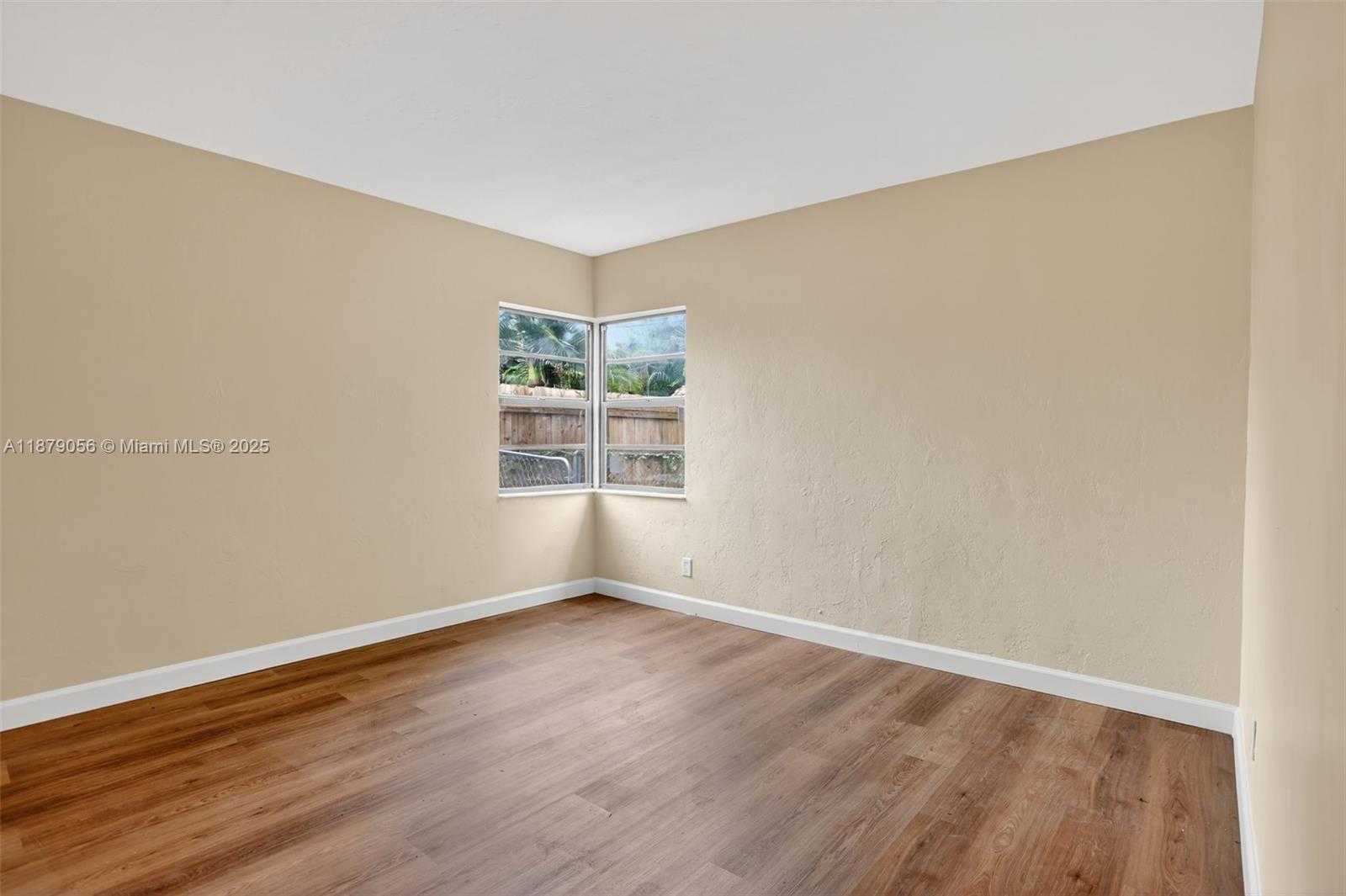 Small Image of 390 NORTH EAST 51ST CT, Oakland Park Number 16