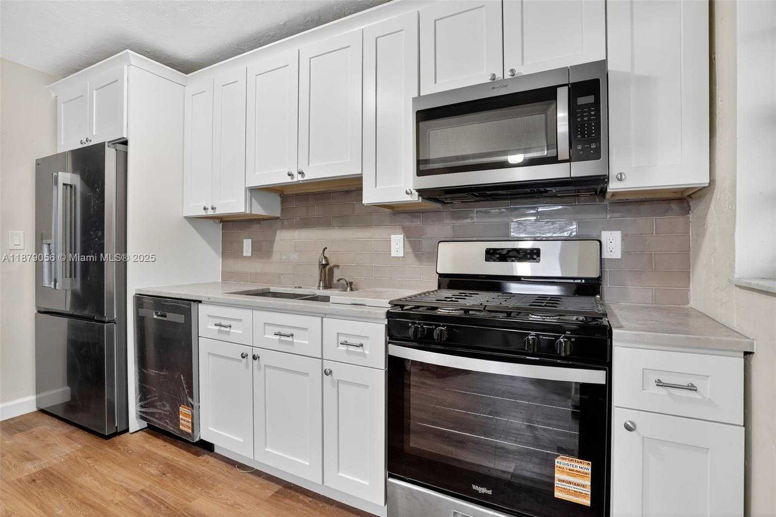 Small Image of 390 NORTH EAST 51ST CT, Oakland Park Number 2