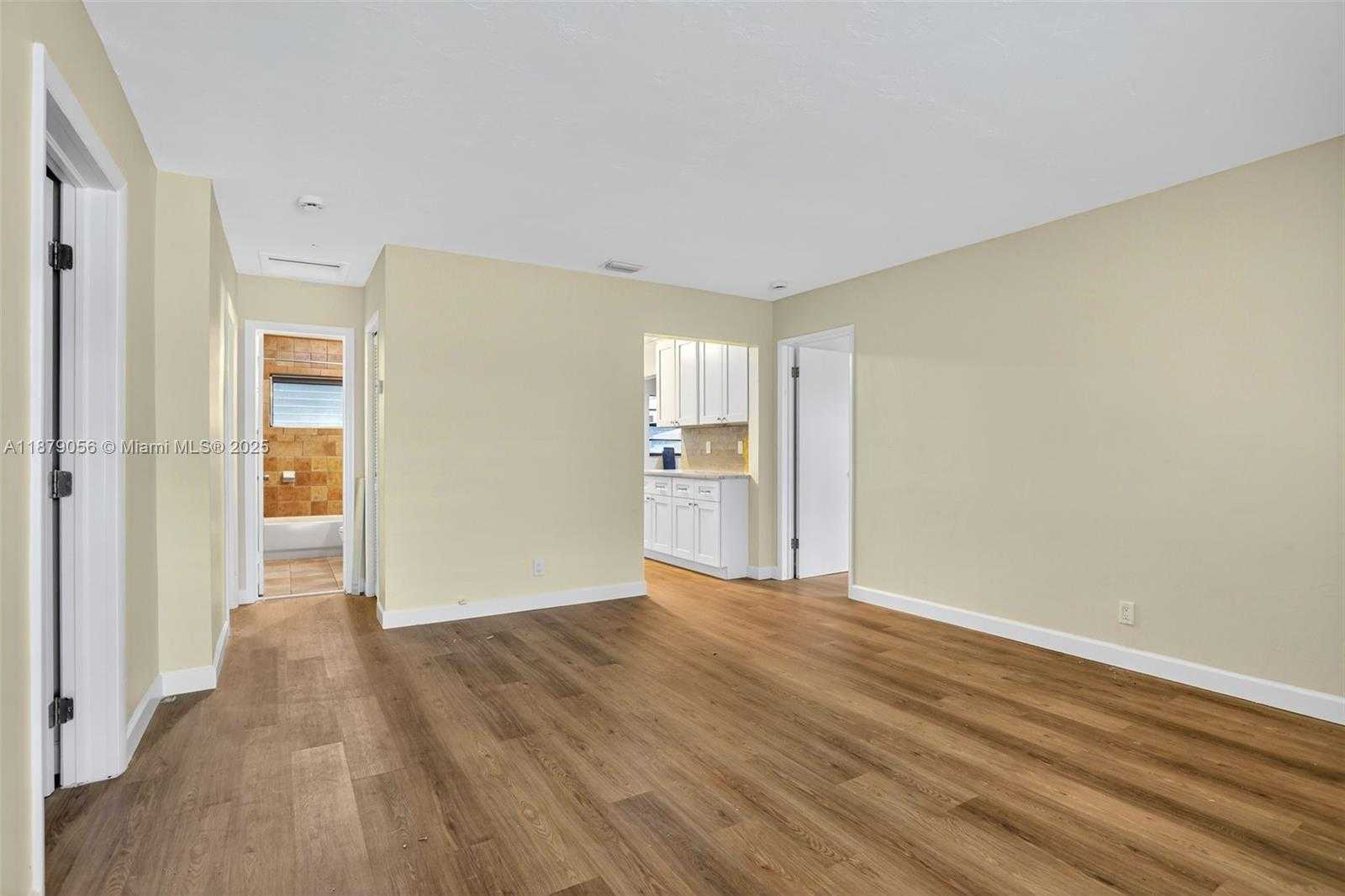 Small Image of 390 NORTH EAST 51ST CT, Oakland Park Number 4