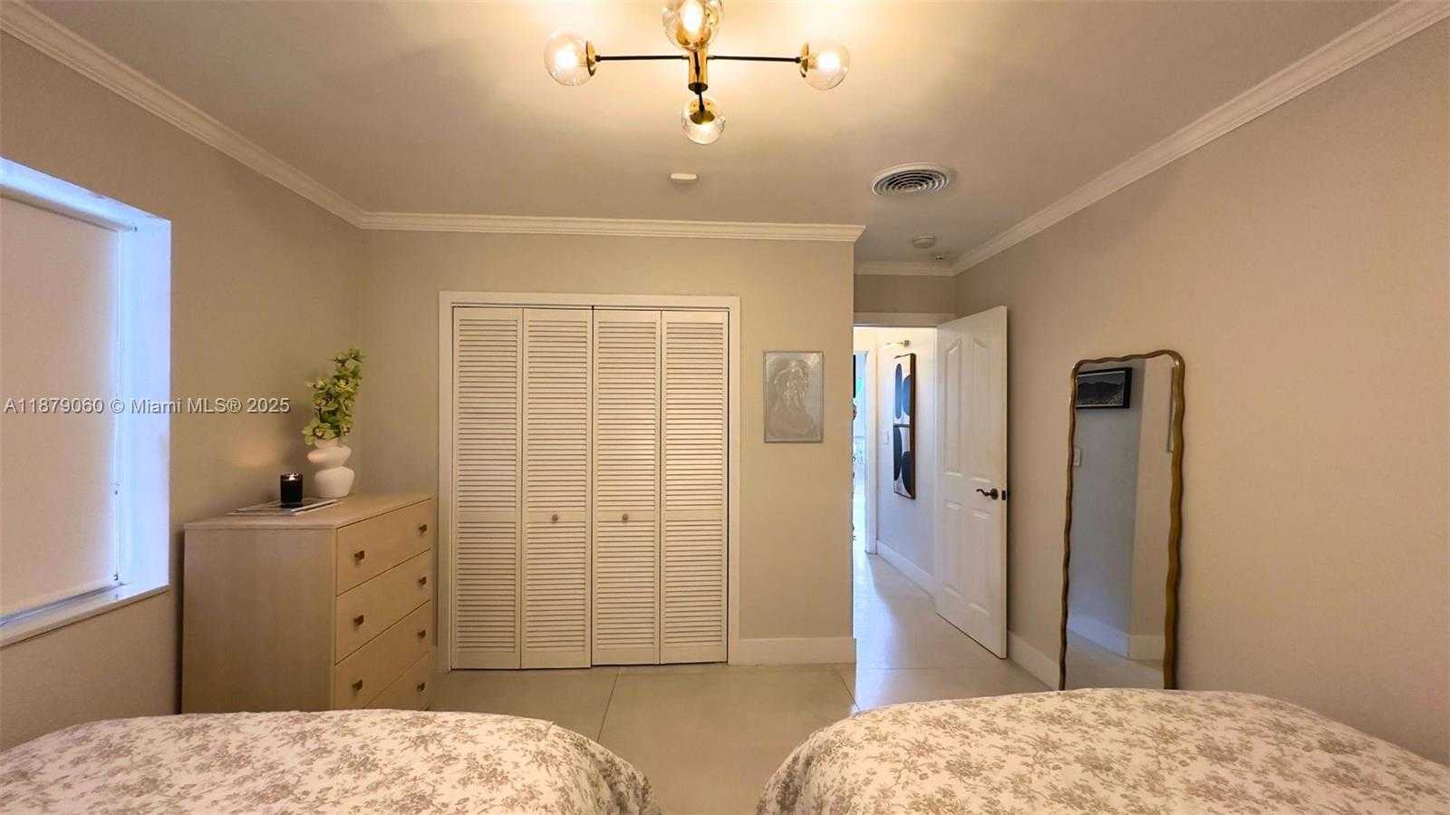 Small Image of 1502 ALBERCA ST, Coral Gables Number 23