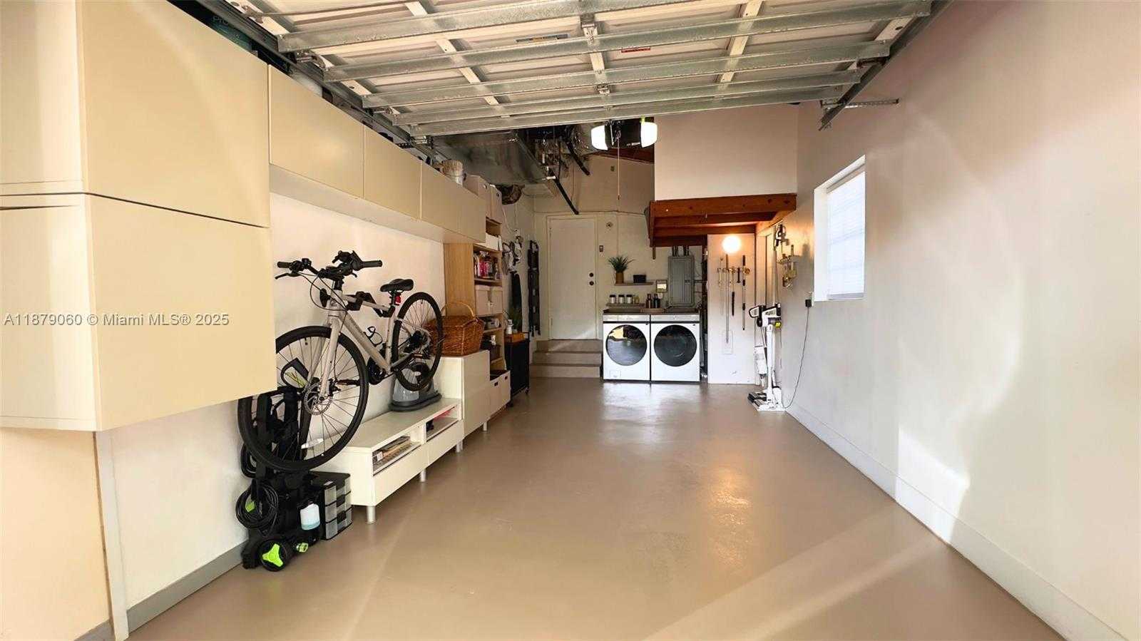 Small Image of 1502 ALBERCA ST, Coral Gables Number 36