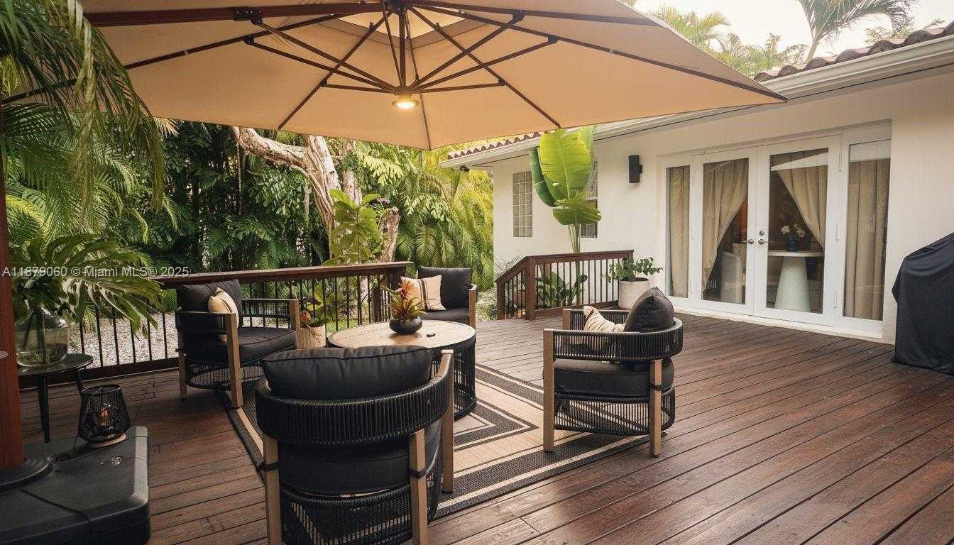 Small Image of 1502 ALBERCA ST, Coral Gables Number 40