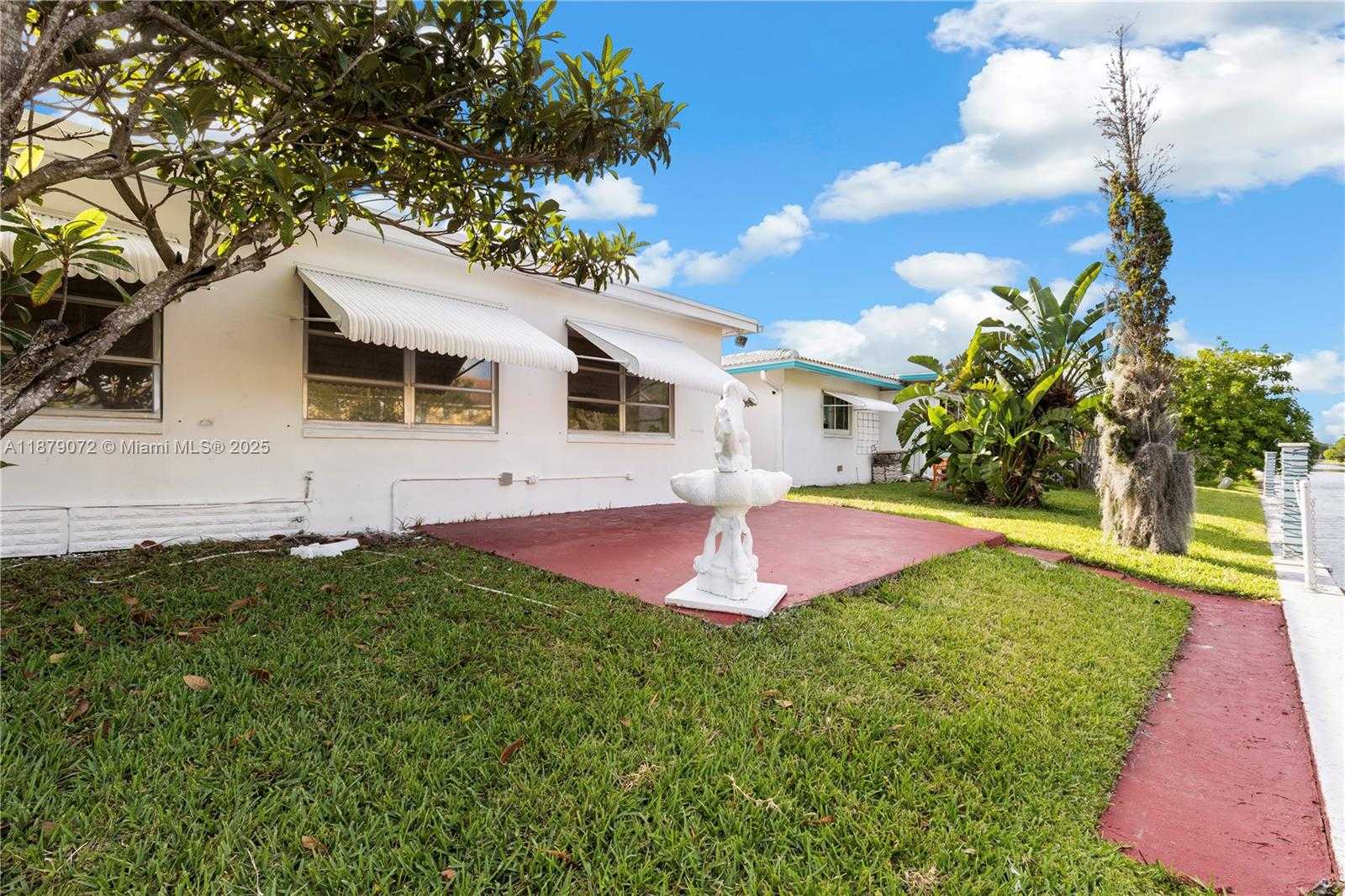 Small Image of 5706 NORTH WEST 81ST AVE, Tamarac Number 22