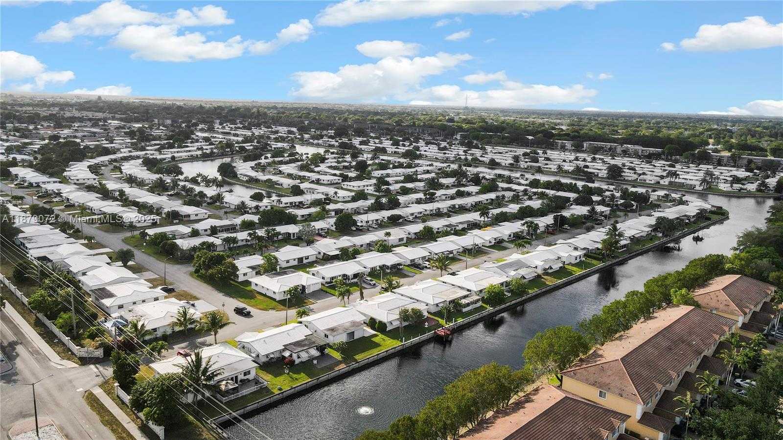 Small Image of 5706 NORTH WEST 81ST AVE, Tamarac Number 24