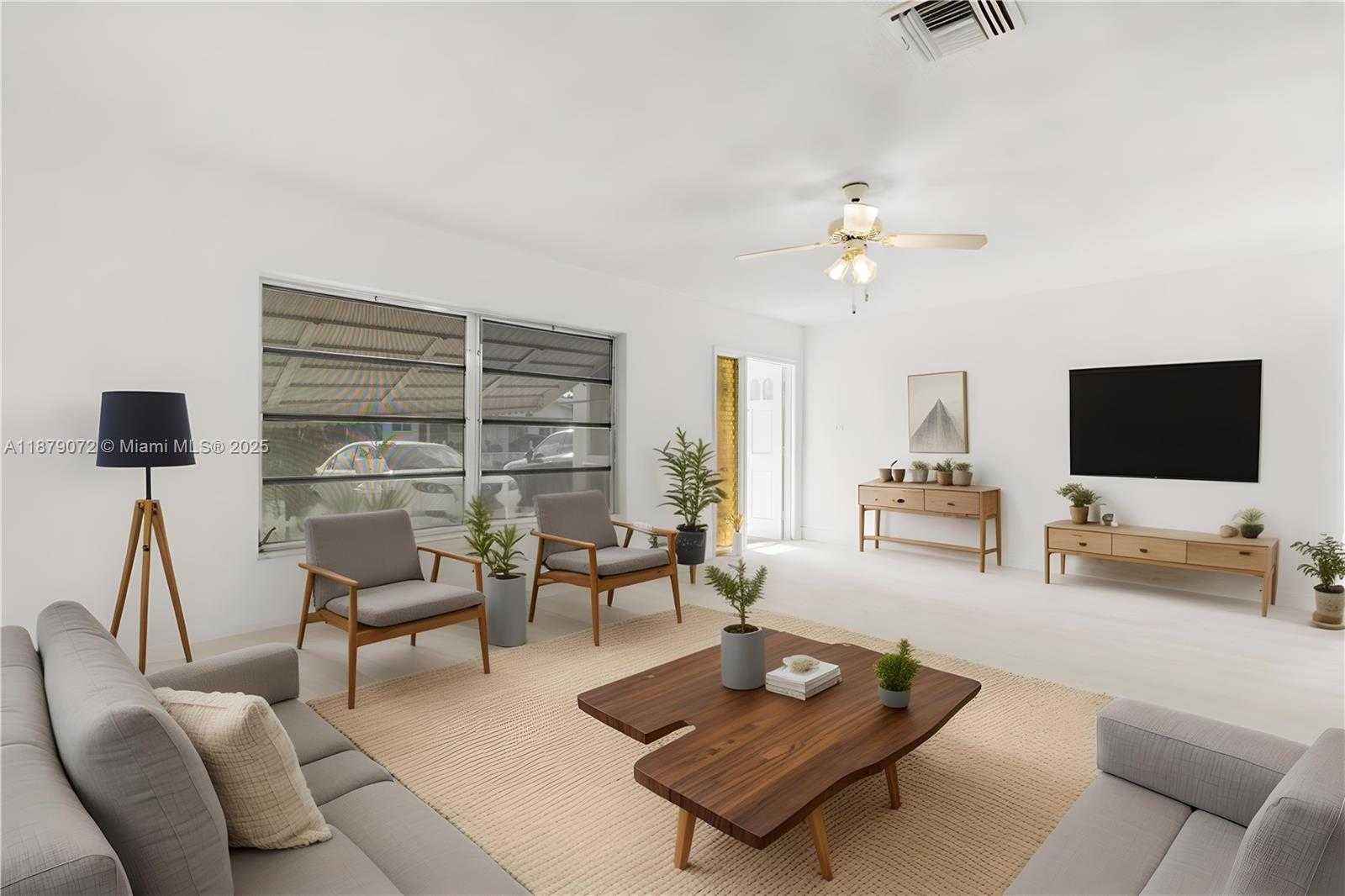 Small Image of 5706 NORTH WEST 81ST AVE, Tamarac Number 4