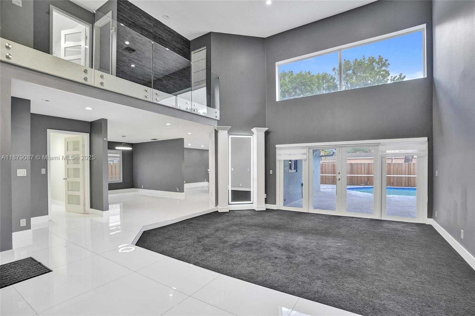 Small Image of 1321 SOUTH WEST 102ND AVE, Pembroke Pines Number 5