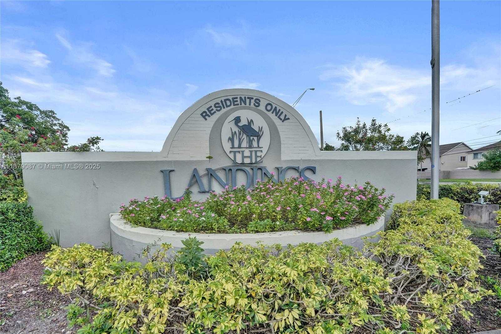 Small Image of 1321 SOUTH WEST 102ND AVE, Pembroke Pines Number 64