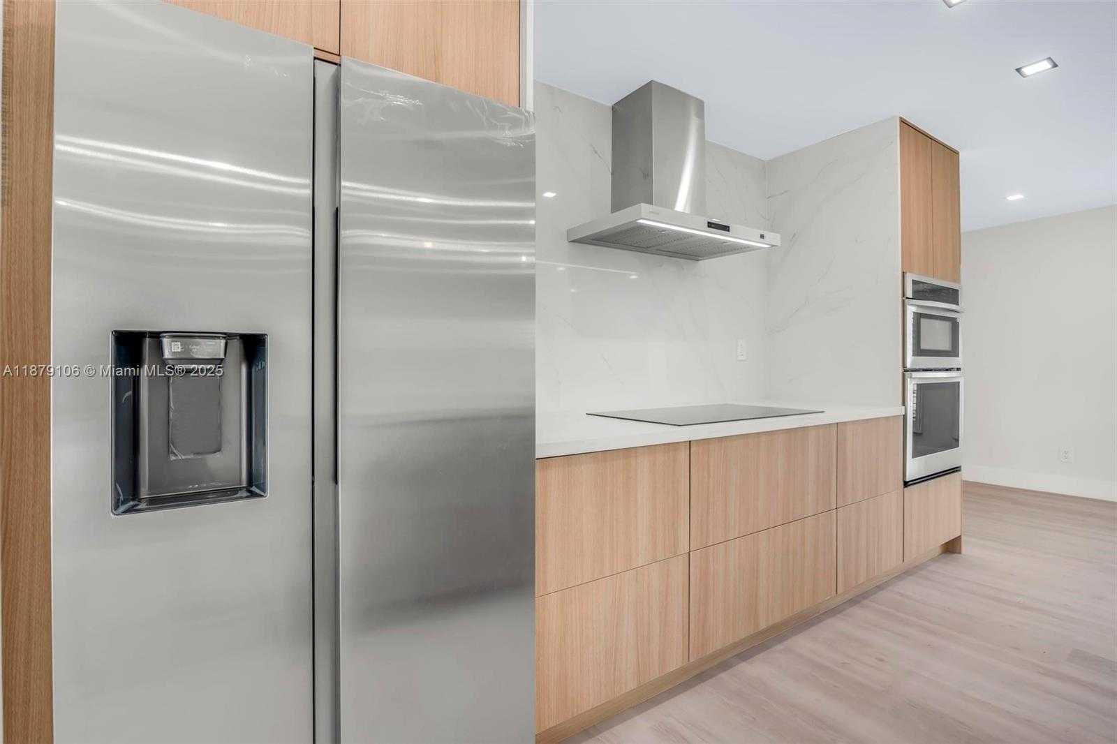 Small Image of 105 SINCLAIR ST SE, Port Charlotte Number 14