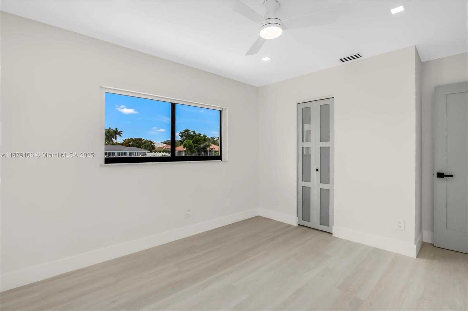 Small Image of 105 SINCLAIR ST SE, Port Charlotte Number 31