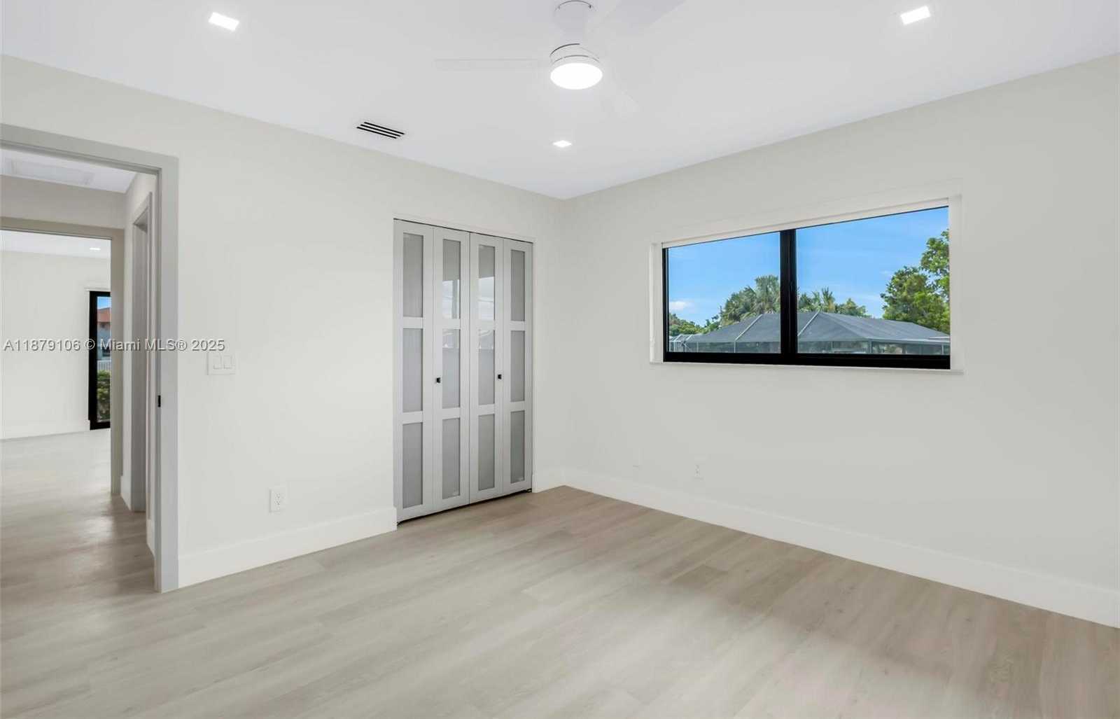 Small Image of 105 SINCLAIR ST SE, Port Charlotte Number 34