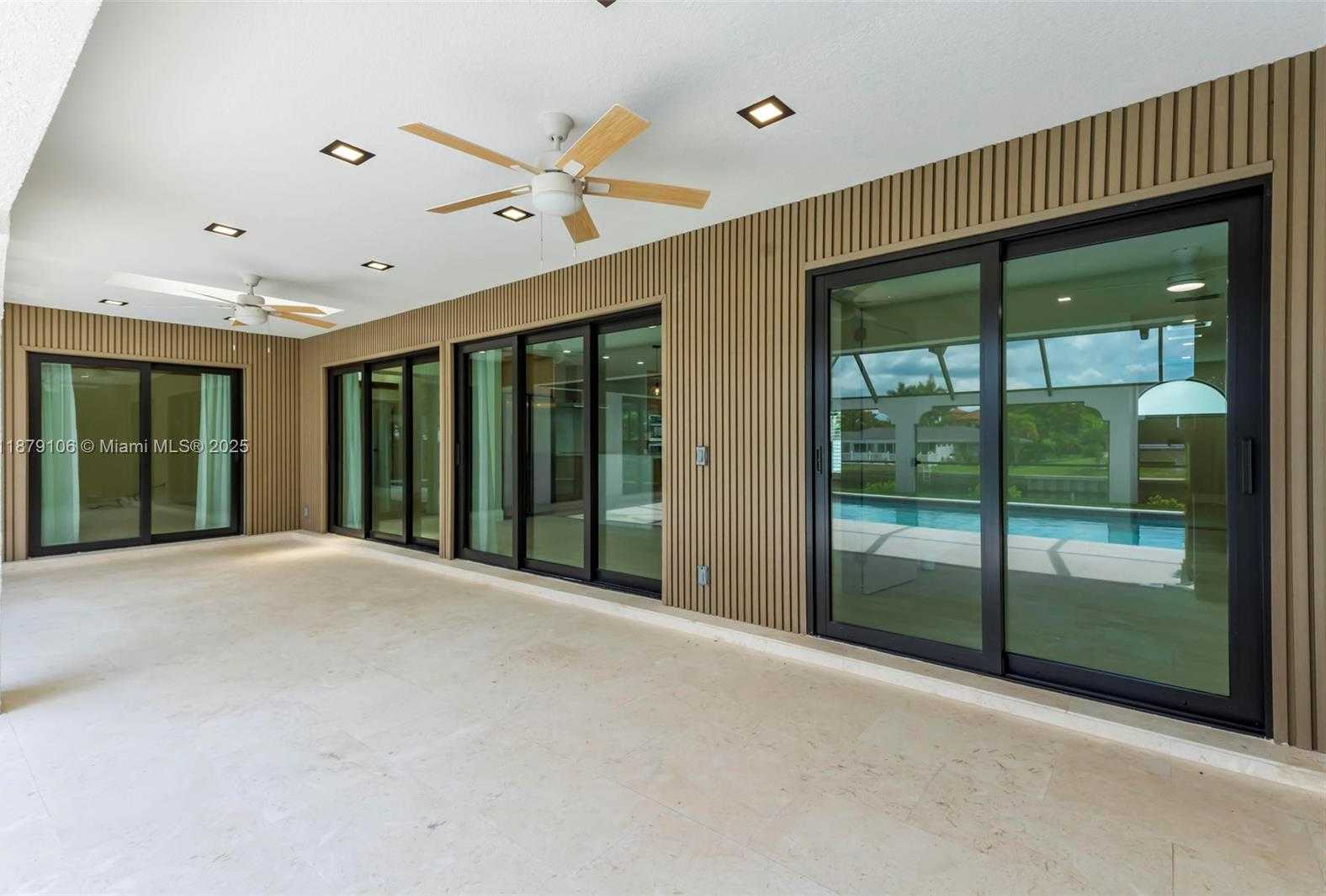 Small Image of 105 SINCLAIR ST SE, Port Charlotte Number 51