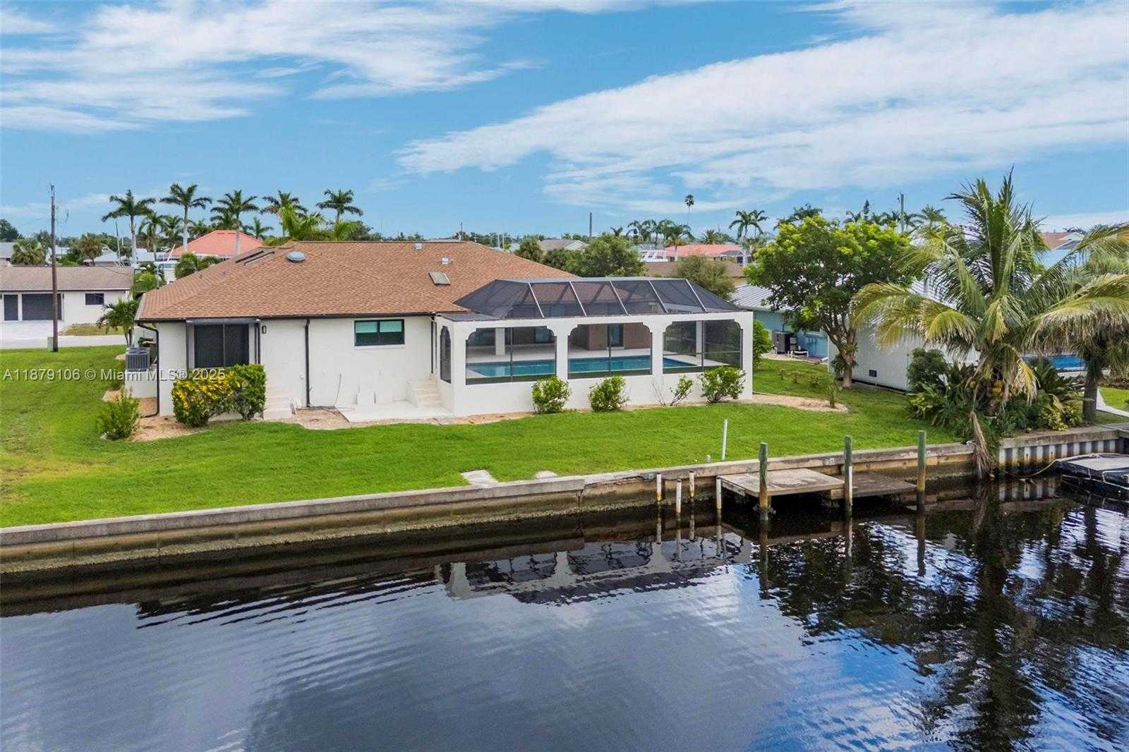 Small Image of 105 SINCLAIR ST SE, Port Charlotte Number 61