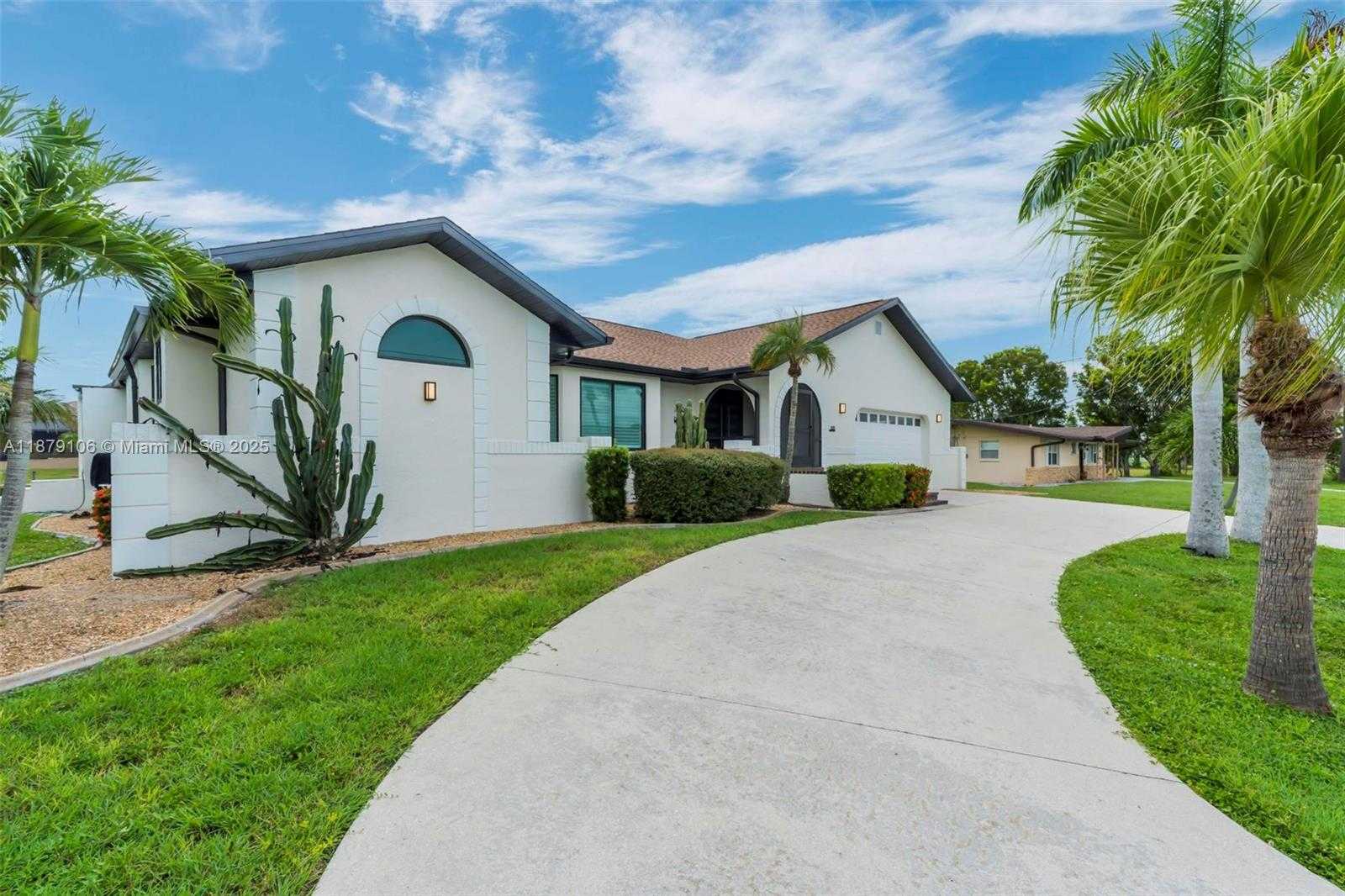 Small Image of 105 SINCLAIR ST SE, Port Charlotte Number 78