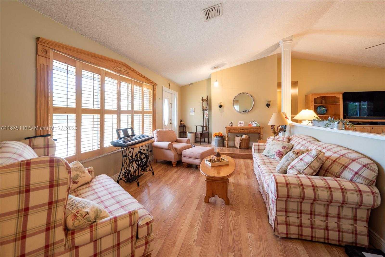 Small Image of 10630 NORTH WEST 41ST ST, Coral Springs Number 14