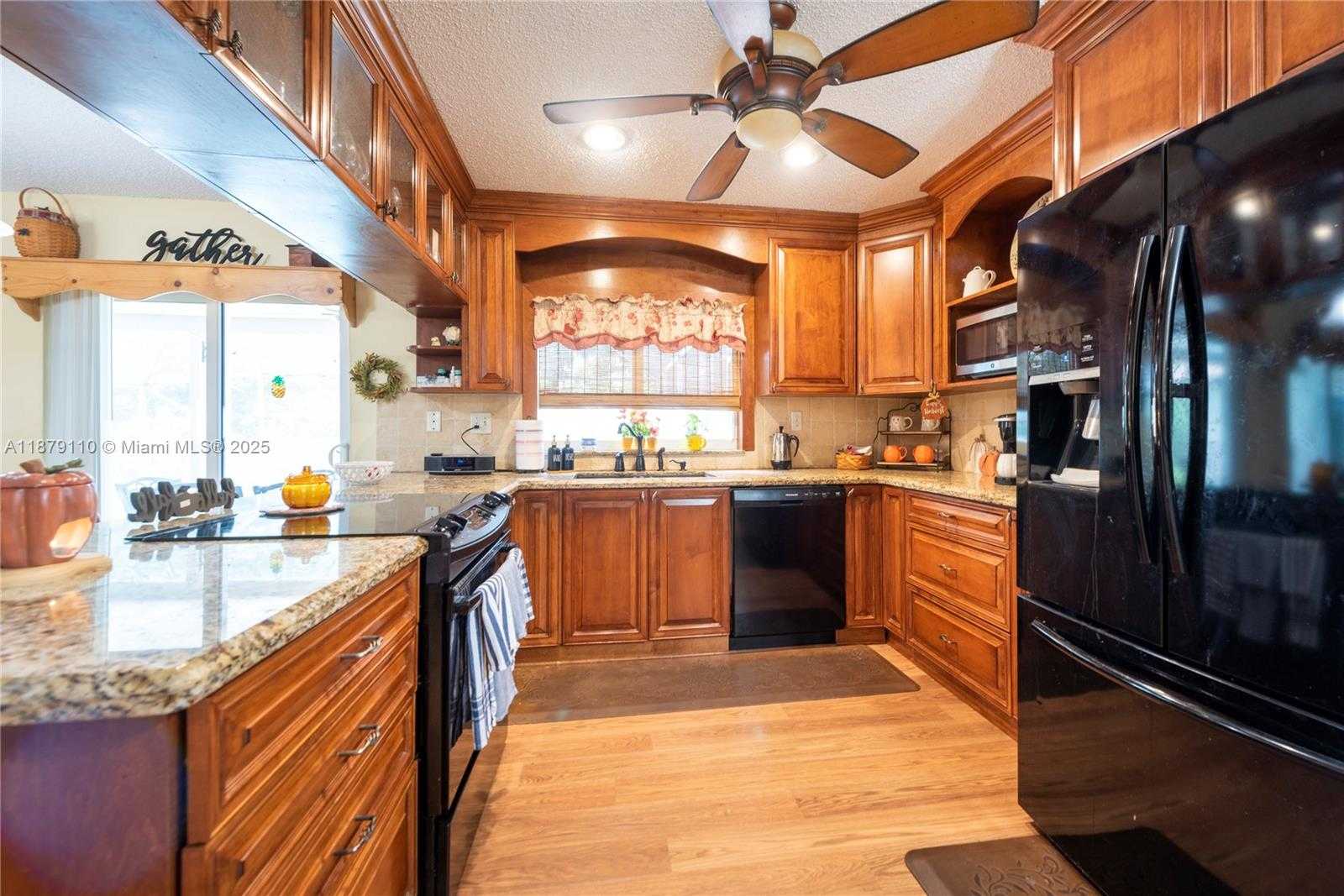 Small Image of 10630 NORTH WEST 41ST ST, Coral Springs Number 4
