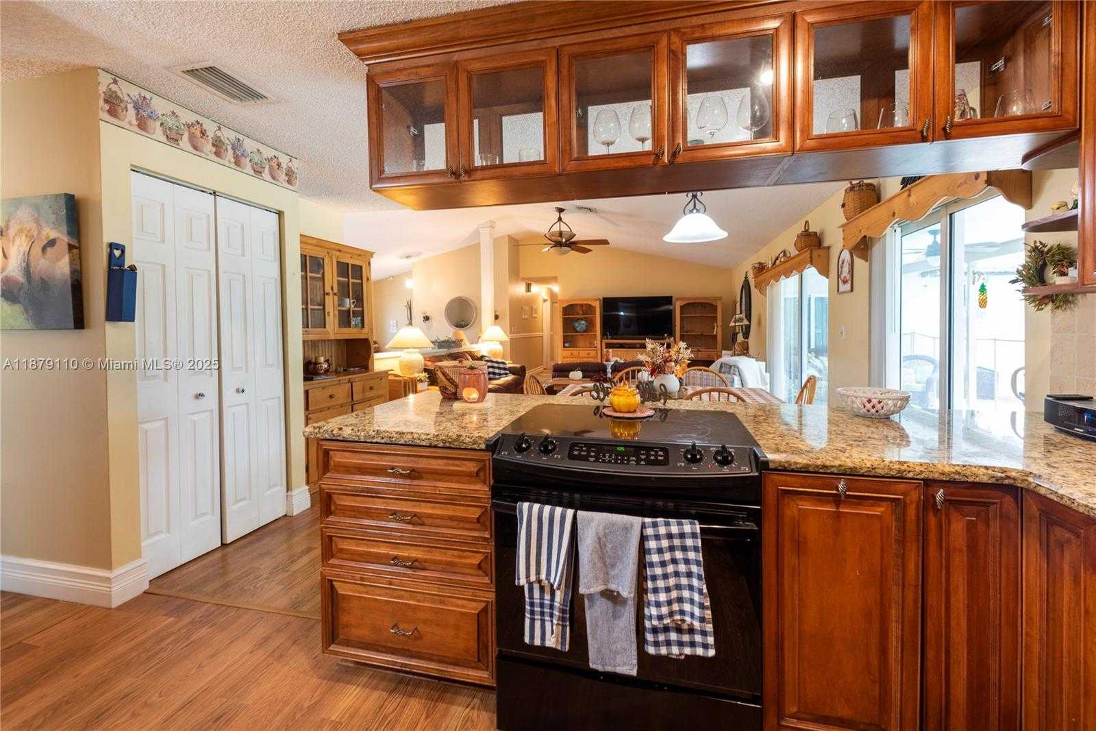 Small Image of 10630 NORTH WEST 41ST ST, Coral Springs Number 6