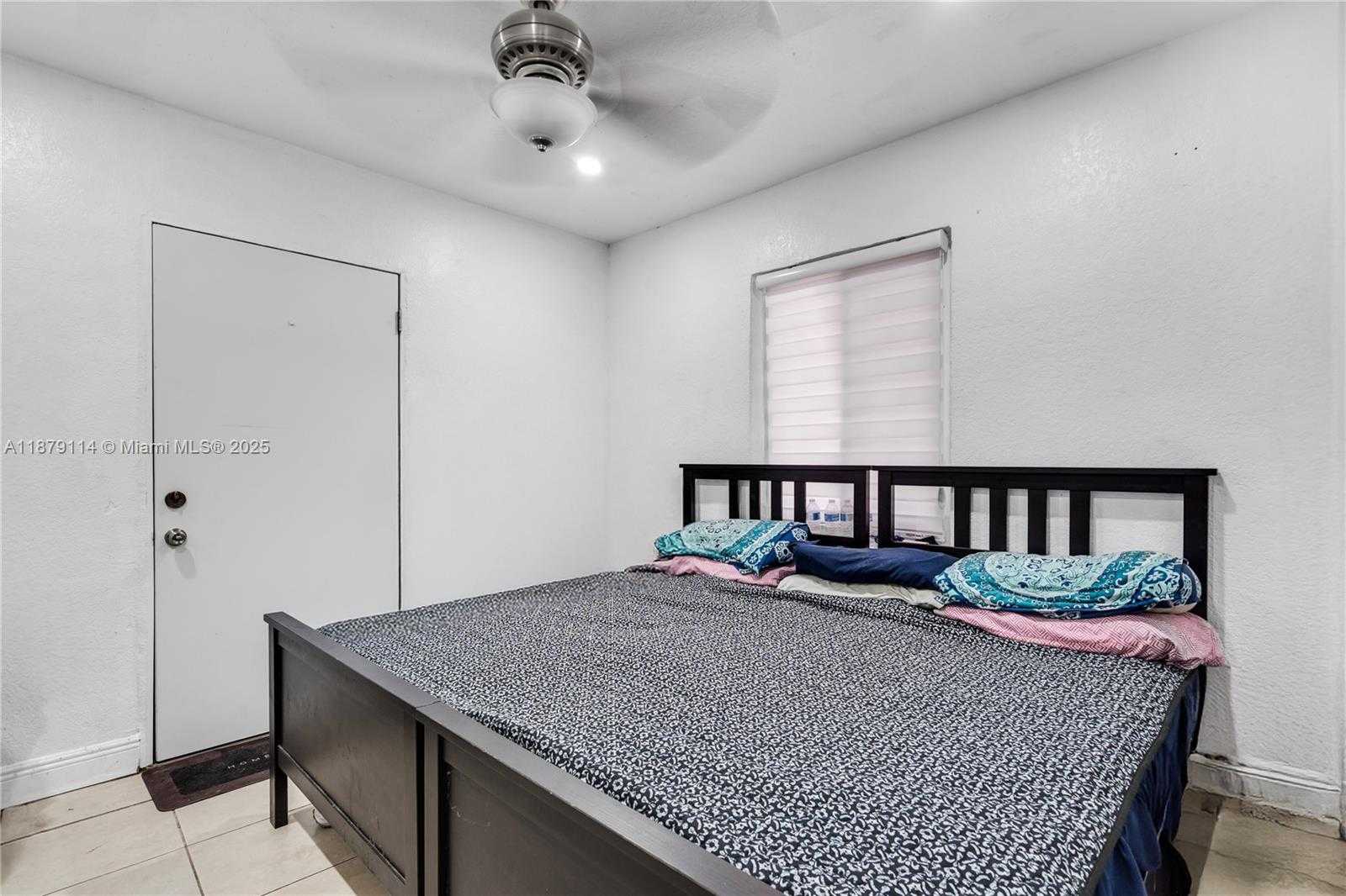 Small Image of 16450 NORTH WEST 24TH AVE, Miami Gardens Number 12
