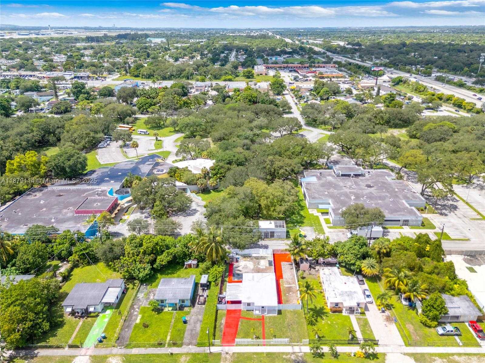 Small Image of 16450 NORTH WEST 24TH AVE, Miami Gardens Number 26