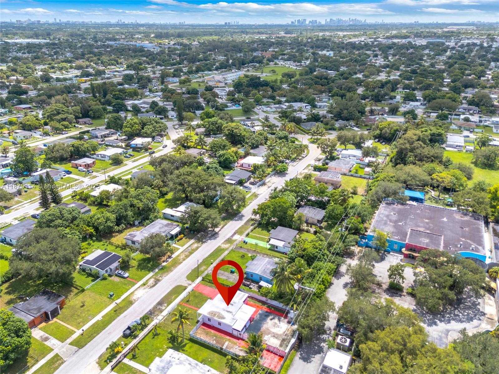 Small Image of 16450 NORTH WEST 24TH AVE, Miami Gardens Number 29