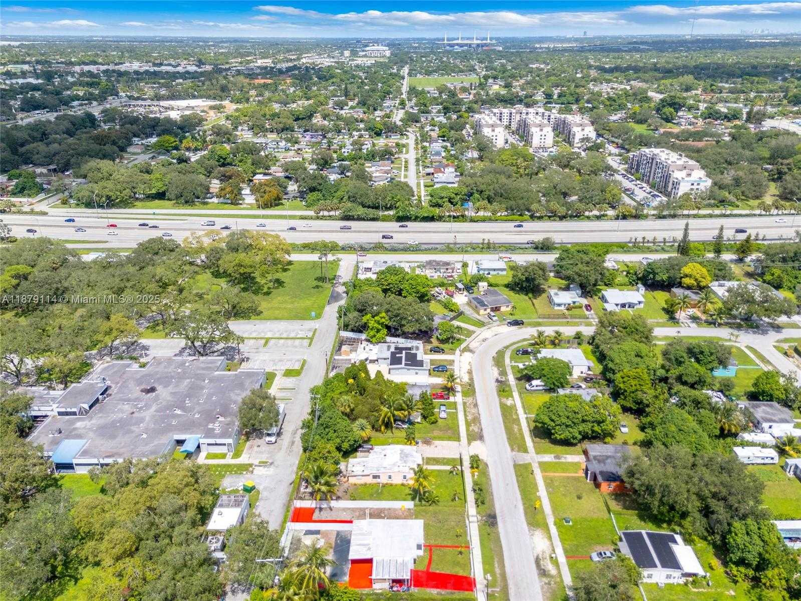 Small Image of 16450 NORTH WEST 24TH AVE, Miami Gardens Number 34