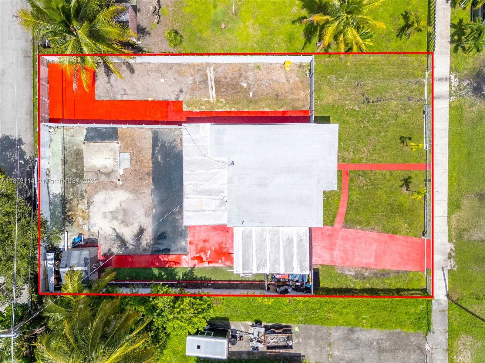 Small Image of 16450 NORTH WEST 24TH AVE, Miami Gardens Number 35