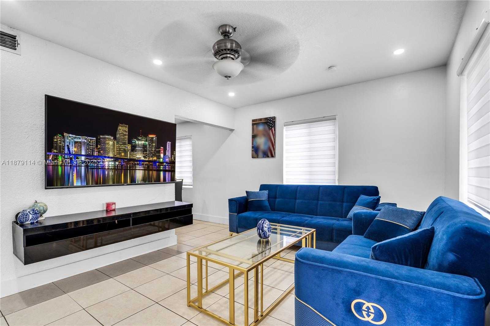 Small Image of 16450 NORTH WEST 24TH AVE, Miami Gardens Number 4