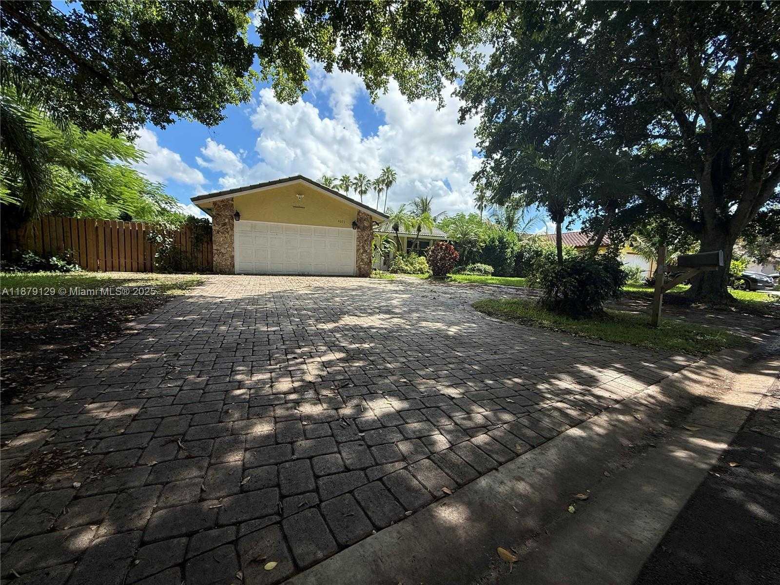 Small Image of 4071 NORTH WEST 115TH AVE, Coral Springs Number 29
