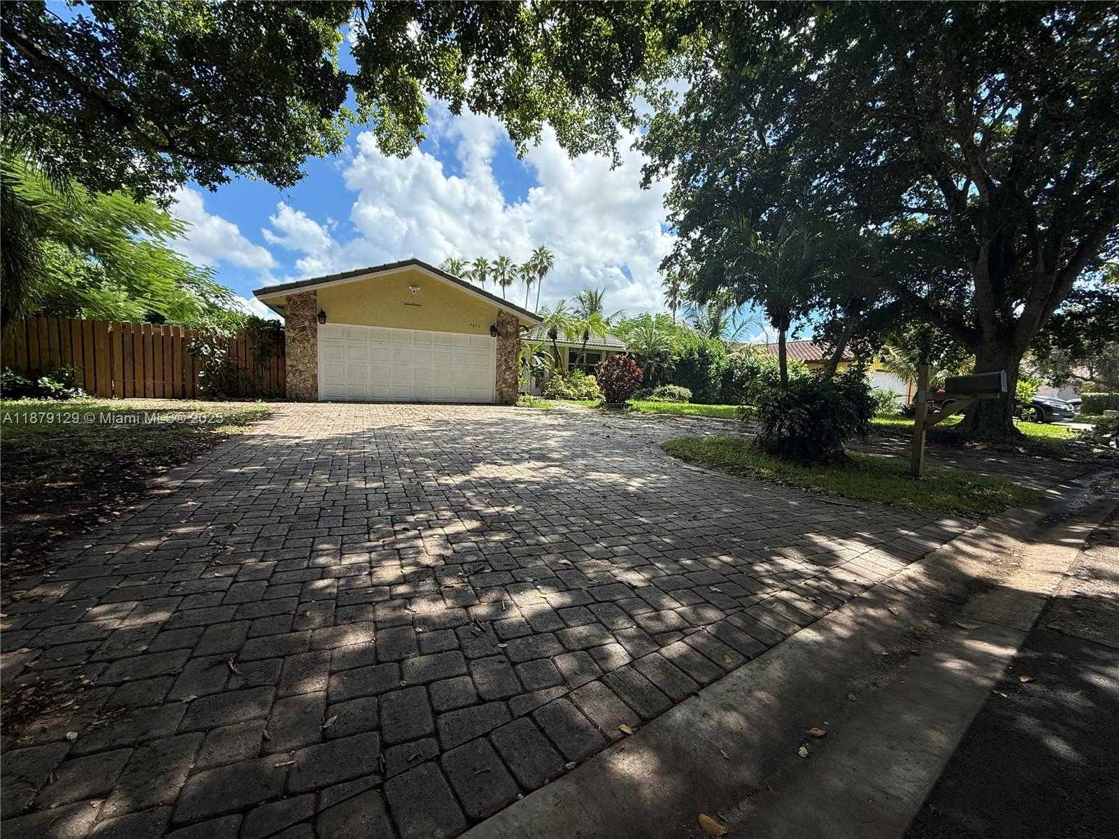 Small Image of 4071 NORTH WEST 115TH AVE, Coral Springs Number 30