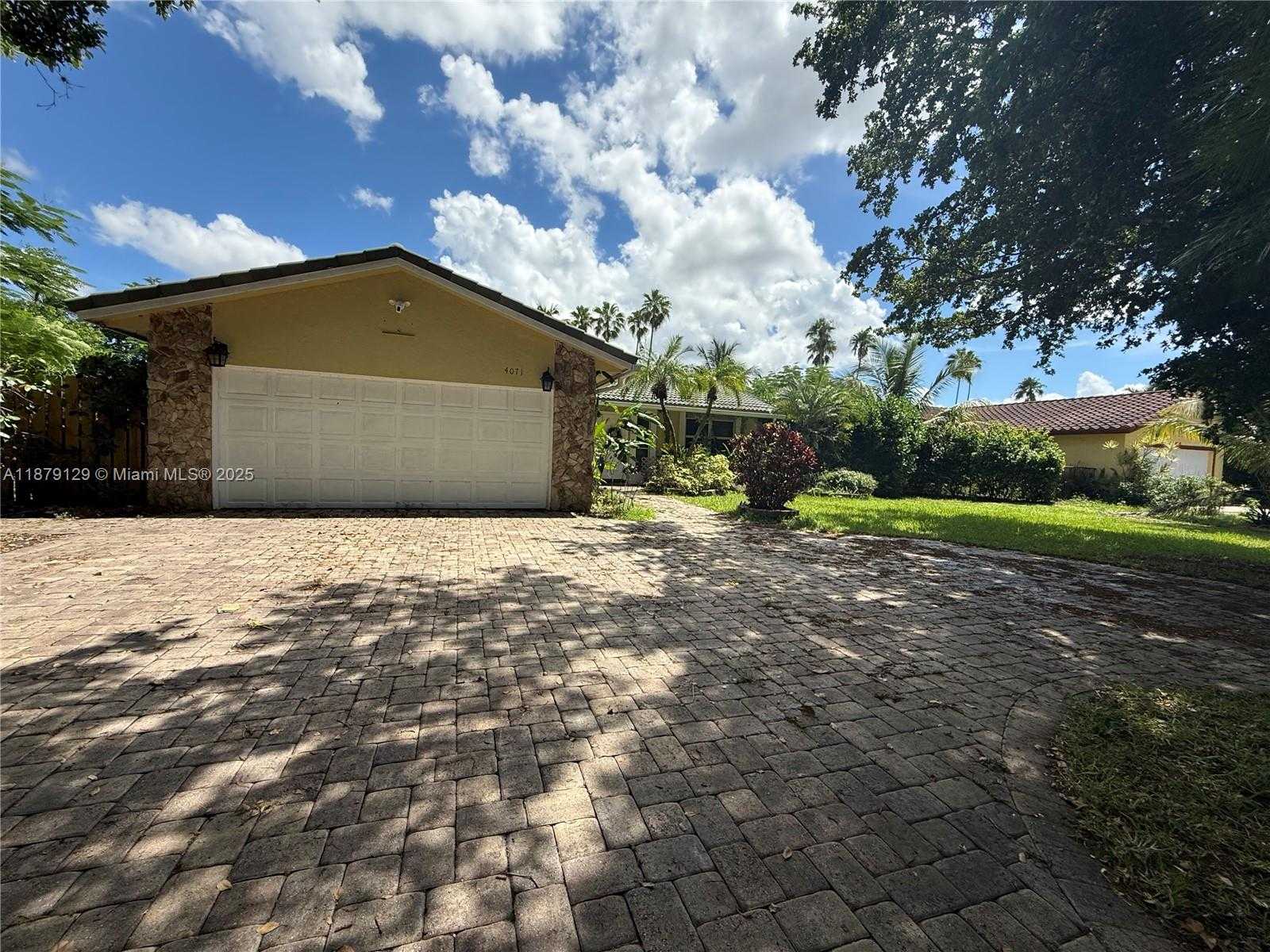Small Image of 4071 NORTH WEST 115TH AVE, Coral Springs Number 31