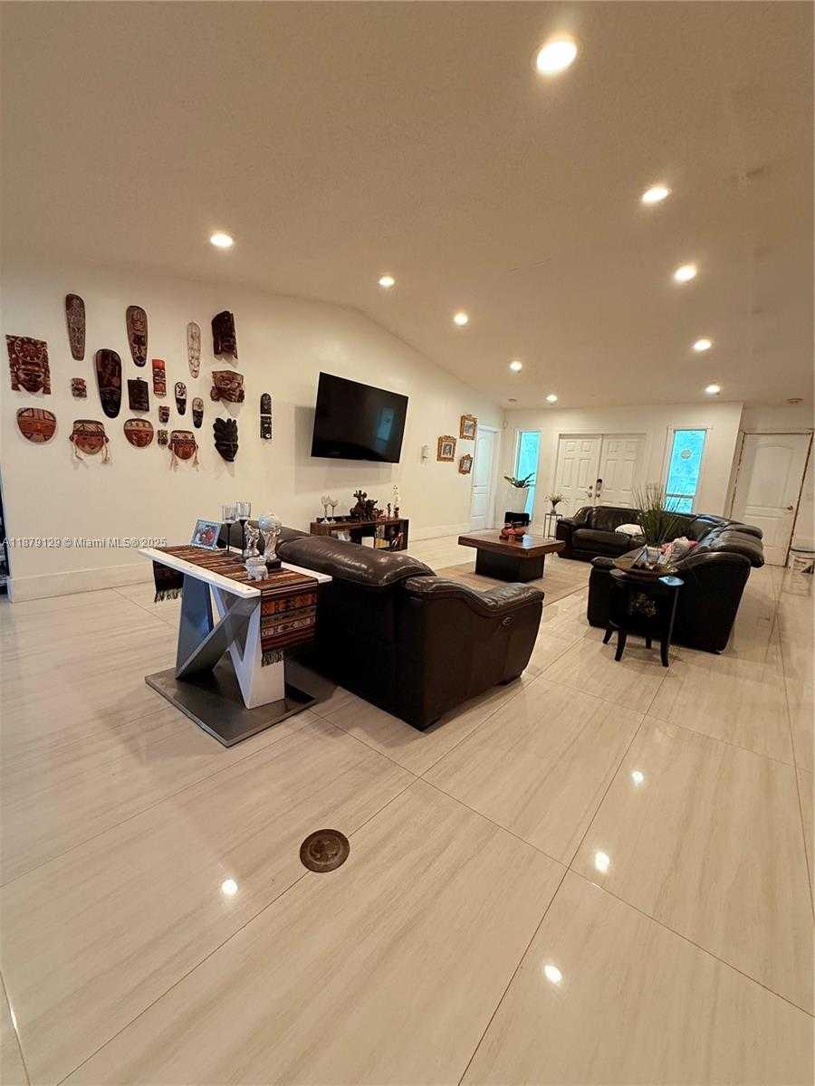 Small Image of 4071 NORTH WEST 115TH AVE, Coral Springs Number 6
