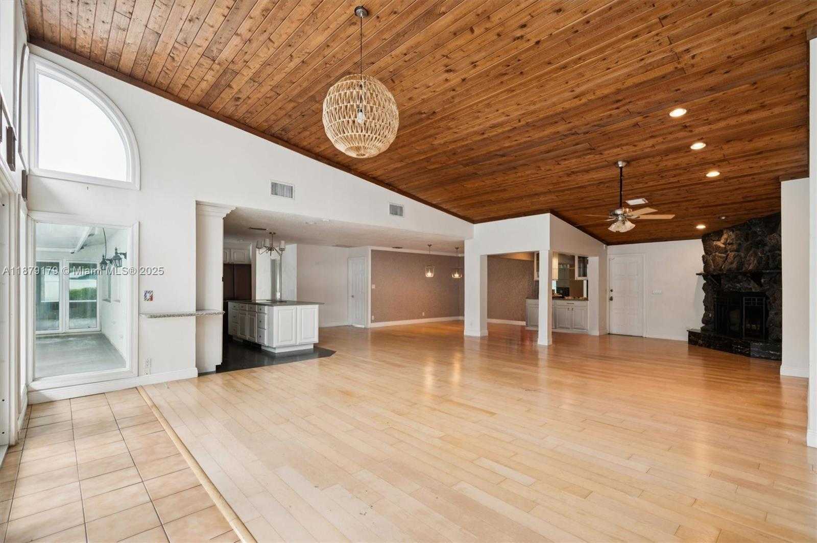 Small Image of 6700 NORTH WEST 28TH TER, Fort Lauderdale Number 13