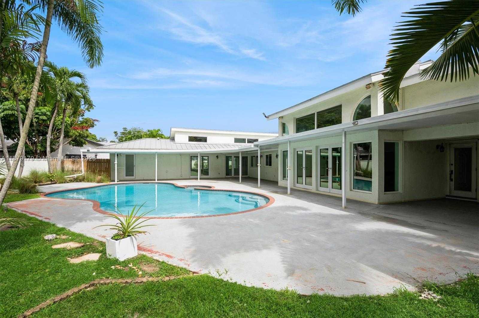 Small Image of 6700 NORTH WEST 28TH TER, Fort Lauderdale Number 29