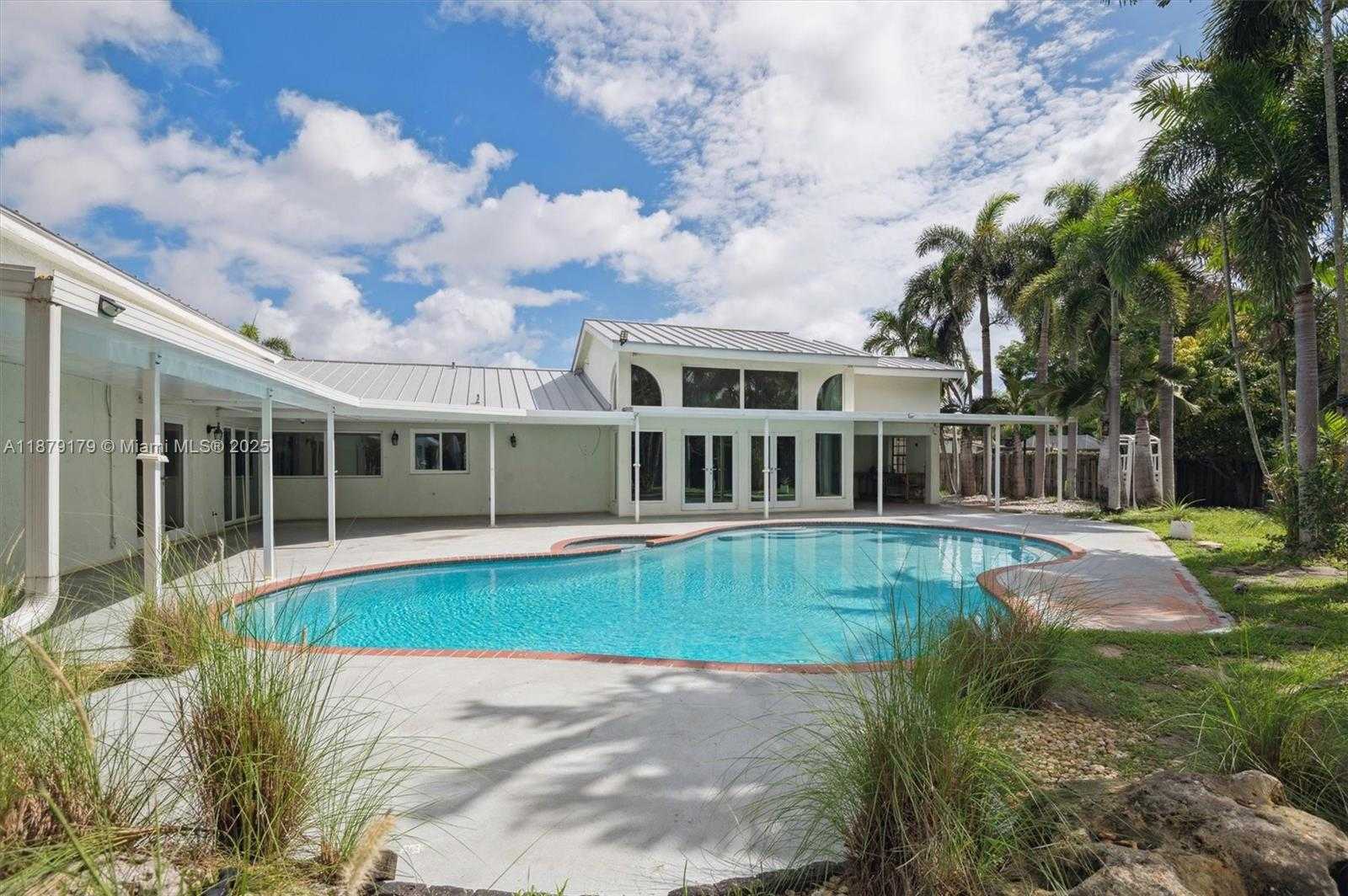 Small Image of 6700 NORTH WEST 28TH TER, Fort Lauderdale Number 30
