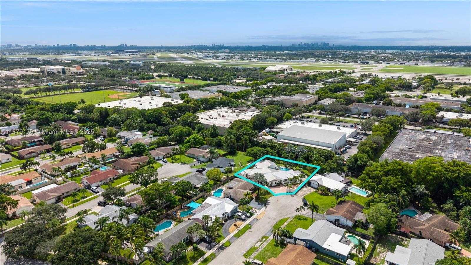 Small Image of 6700 NORTH WEST 28TH TER, Fort Lauderdale Number 40