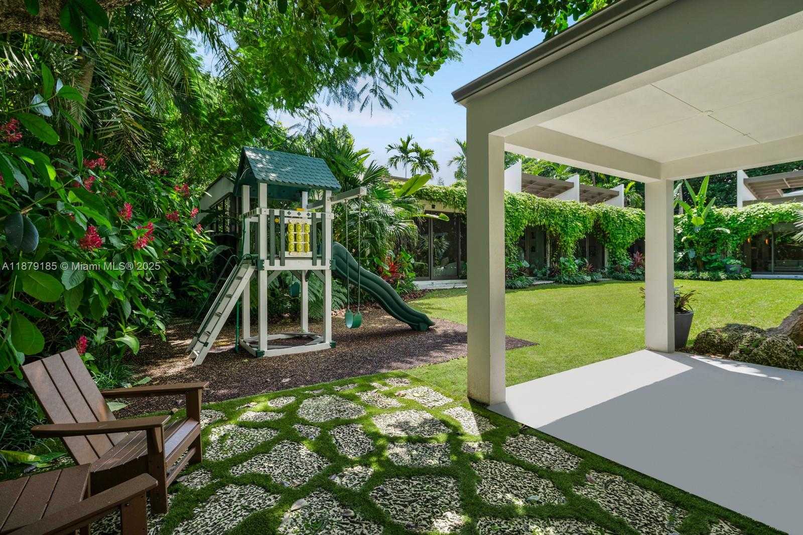 Small Image of 3651 SAINT GAUDENS RD, Coconut Grove Number 18