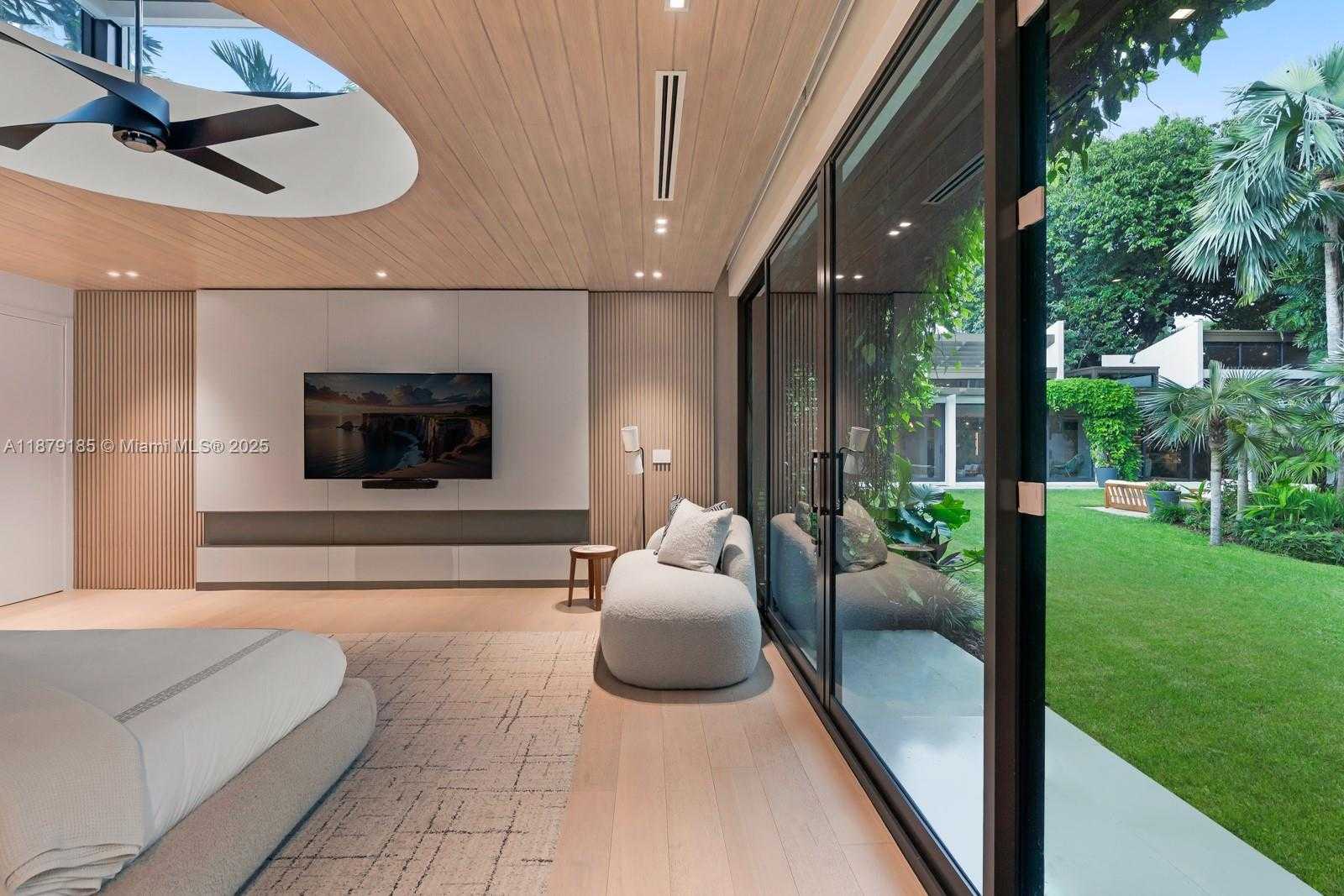 Small Image of 3651 SAINT GAUDENS RD, Coconut Grove Number 27